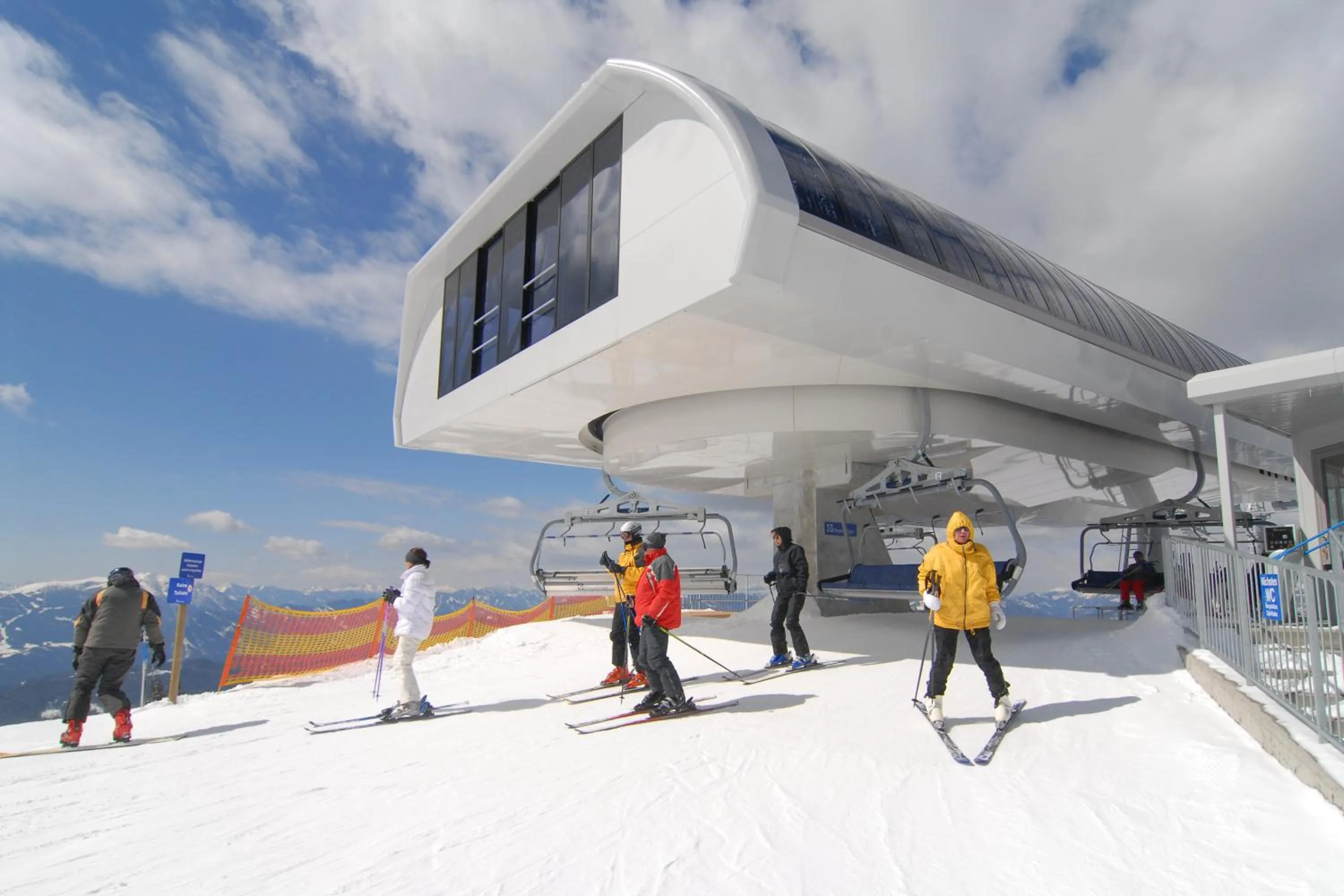 Skiing in Hotel Kuchlerwirt