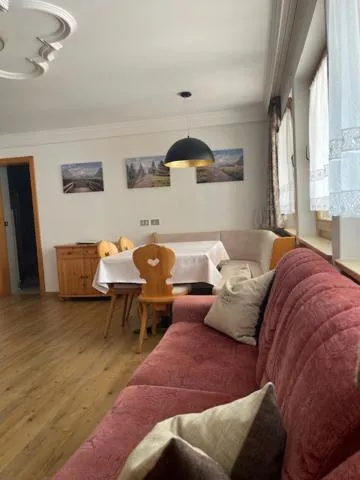 Living room in Residence Bondì