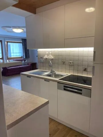 Kitchen or kitchenette in Residence Bondì