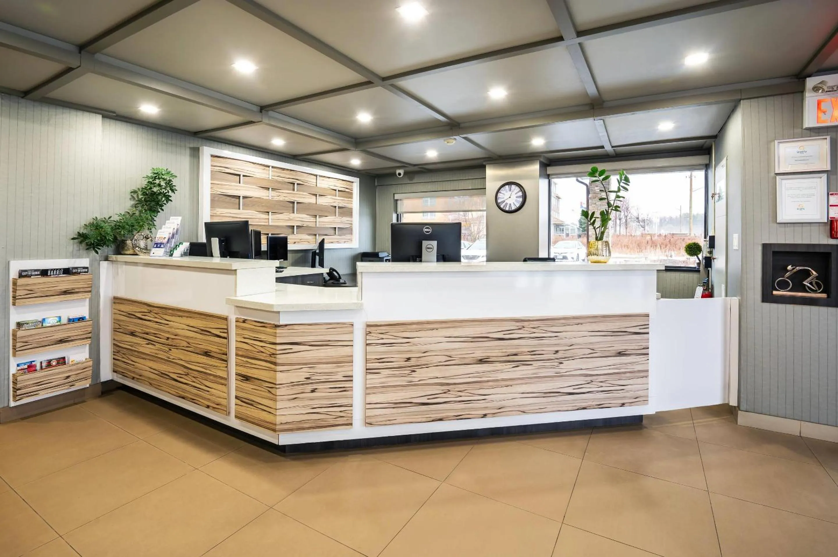 Lobby or reception in Quality Inn