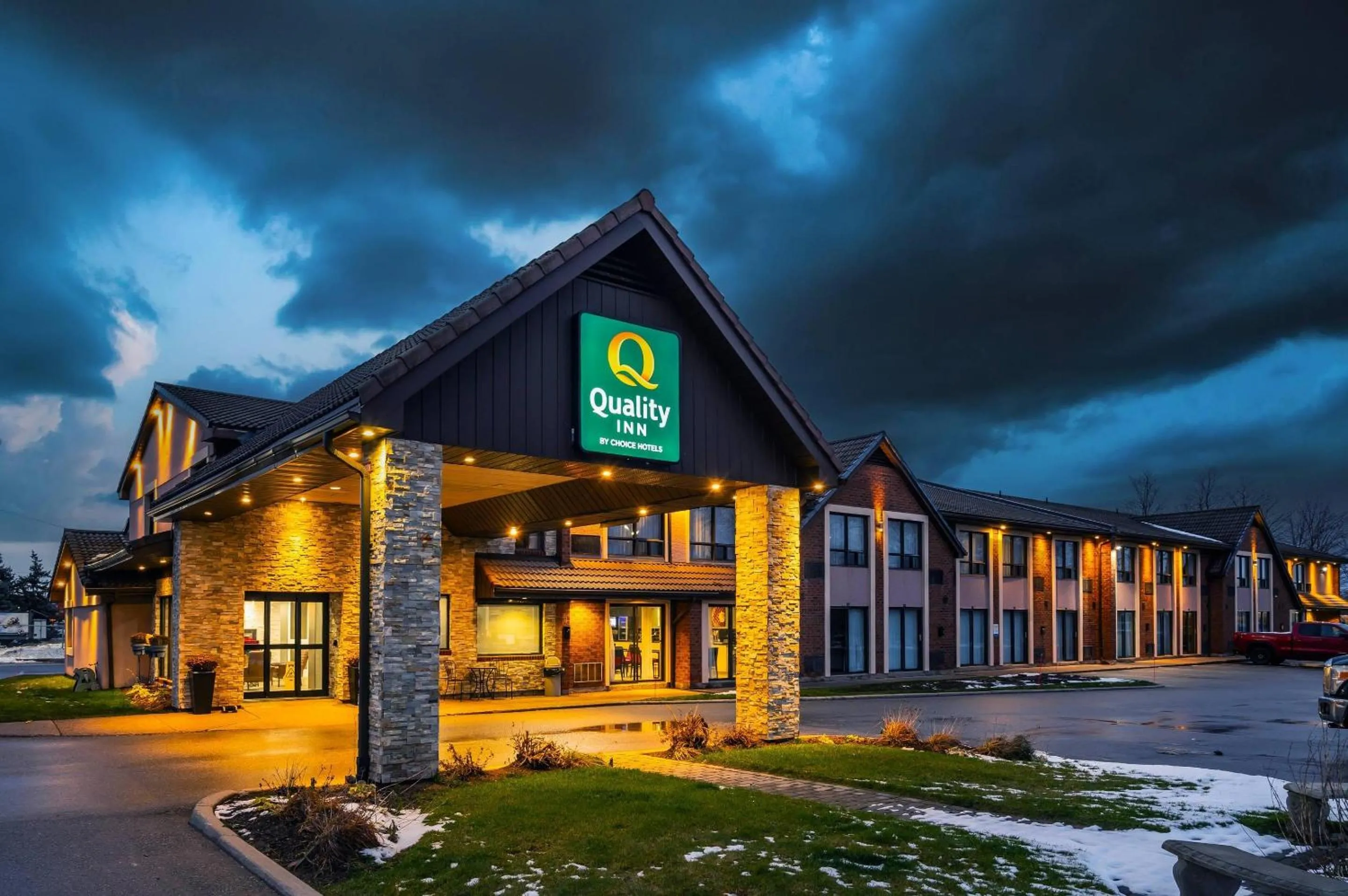 Property building in Quality Inn