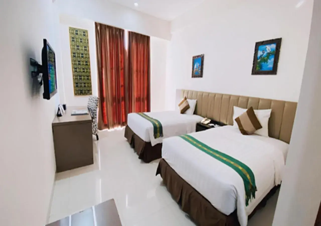 Deluxe Twin Room with Sea View in Hotel on The Rock Deluxe Twin Room with Sea View in Hotel on The Rock