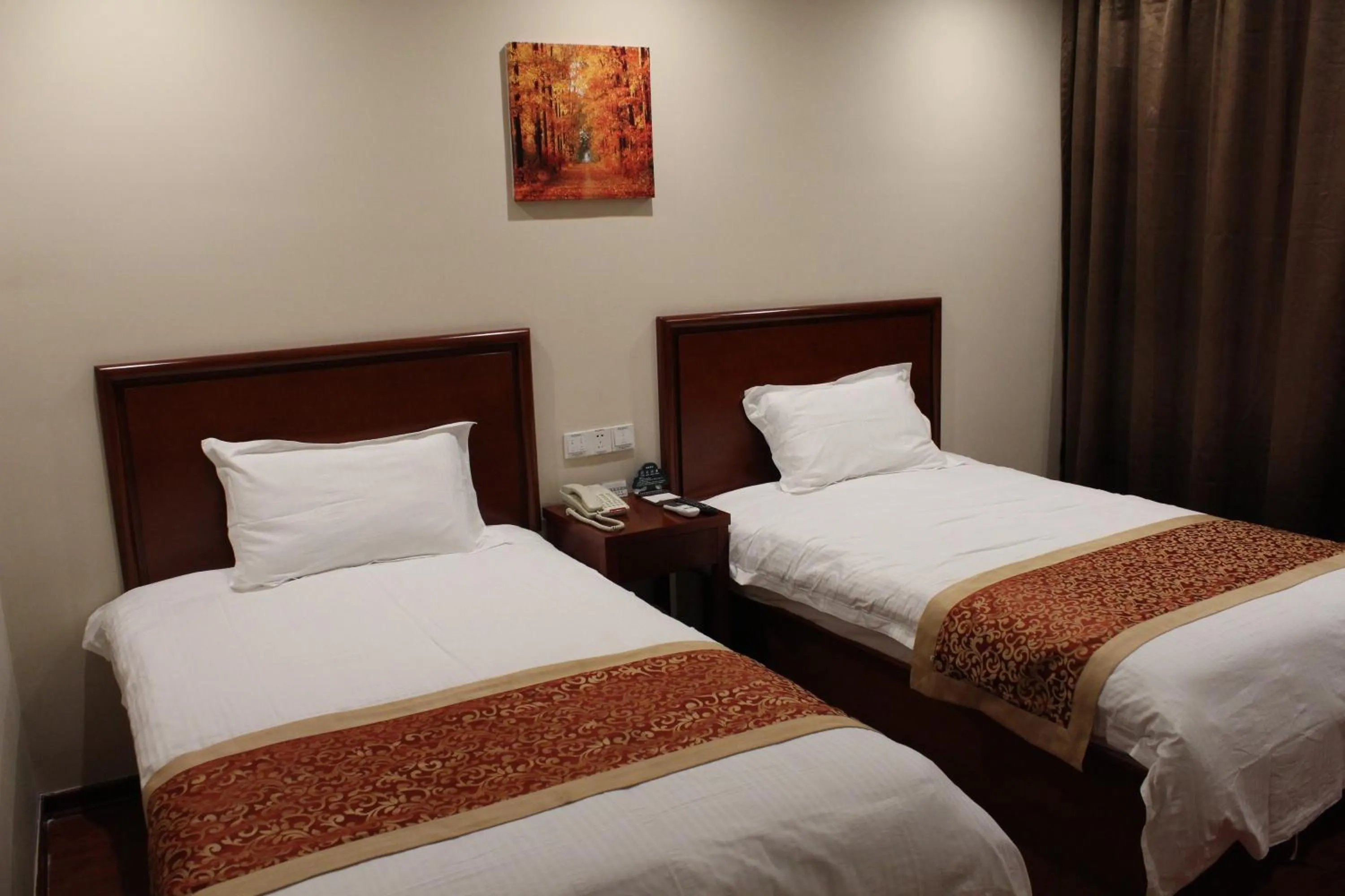 Bedroom, Bed in Greentree Inn Nanjing Shanxi Road Cloth City Business Hotel
