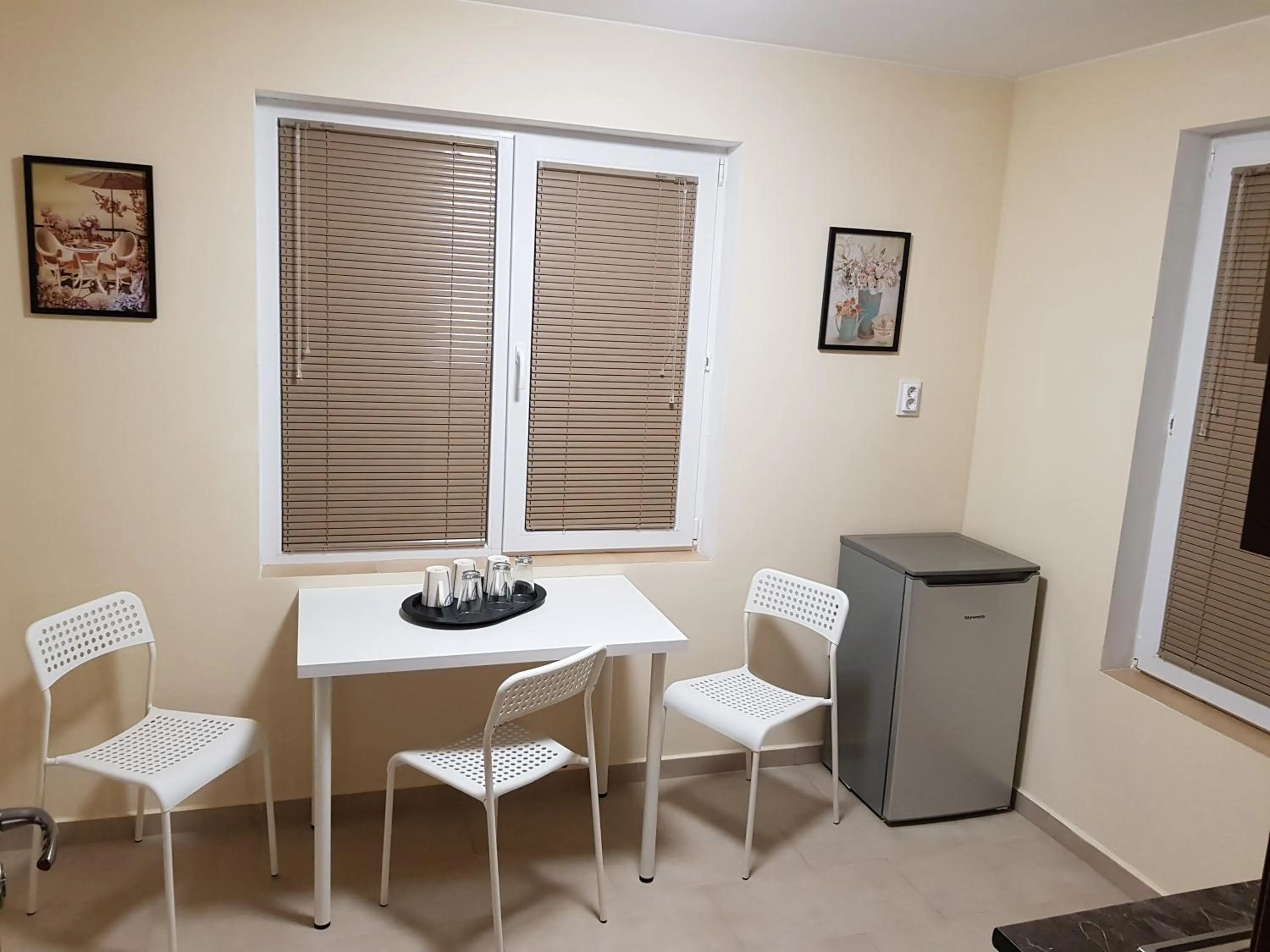 Kitchen or kitchenette in Twain Apart&Rooms