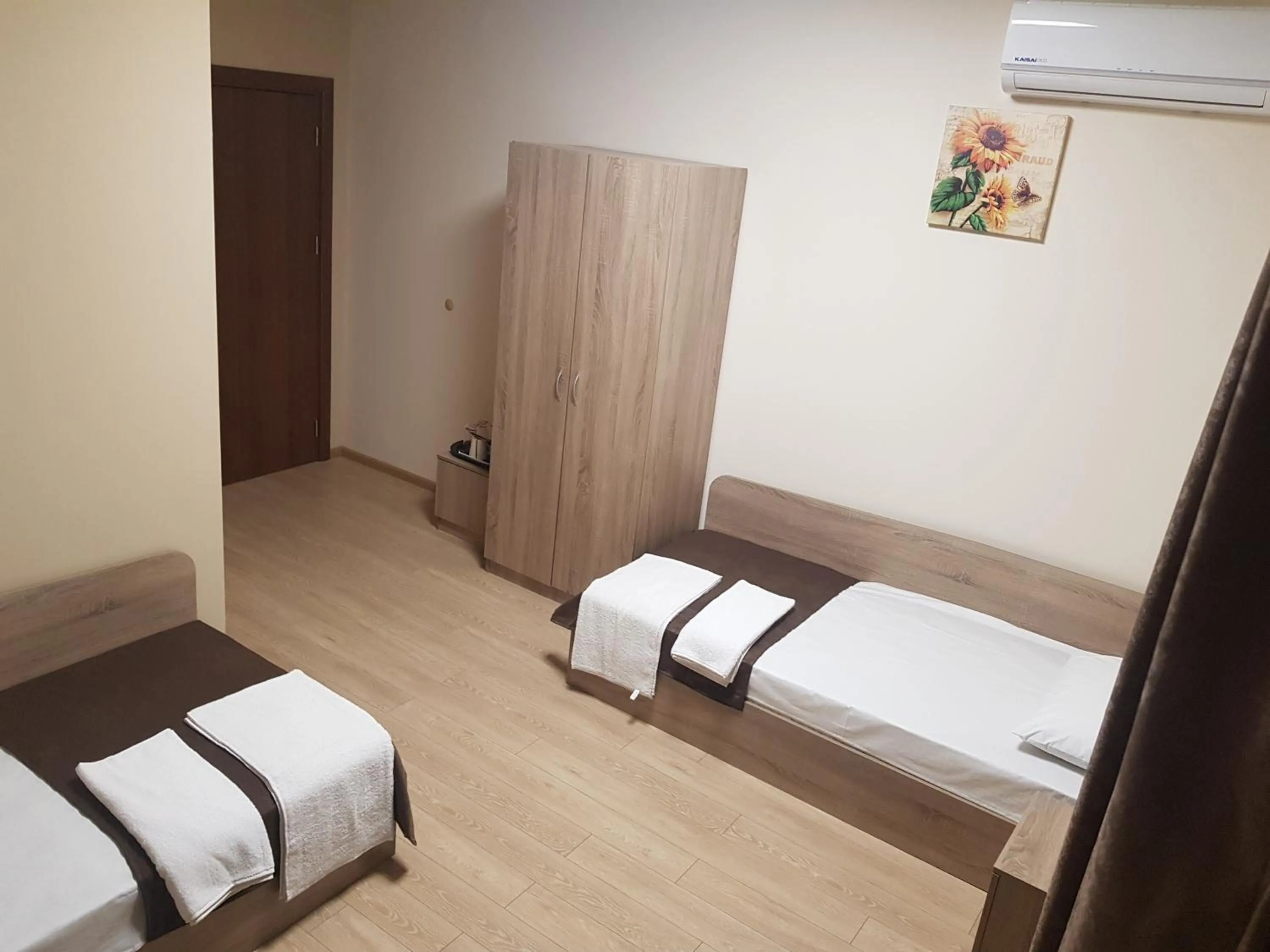 Bed in Twain Apart&Rooms