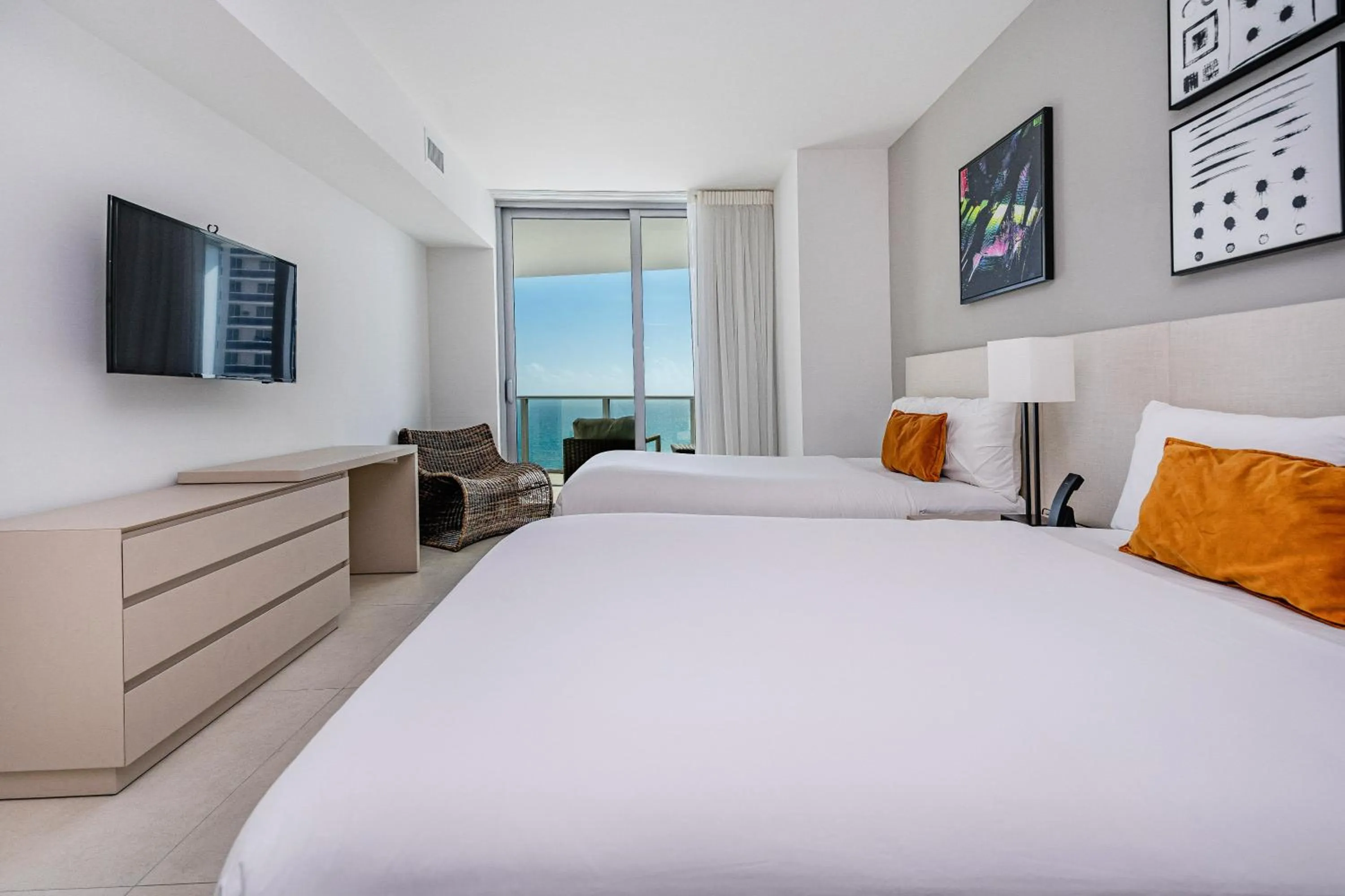 TV and multimedia, Bed in Private Ocean Condos at Hyde Beach Resort & Residences