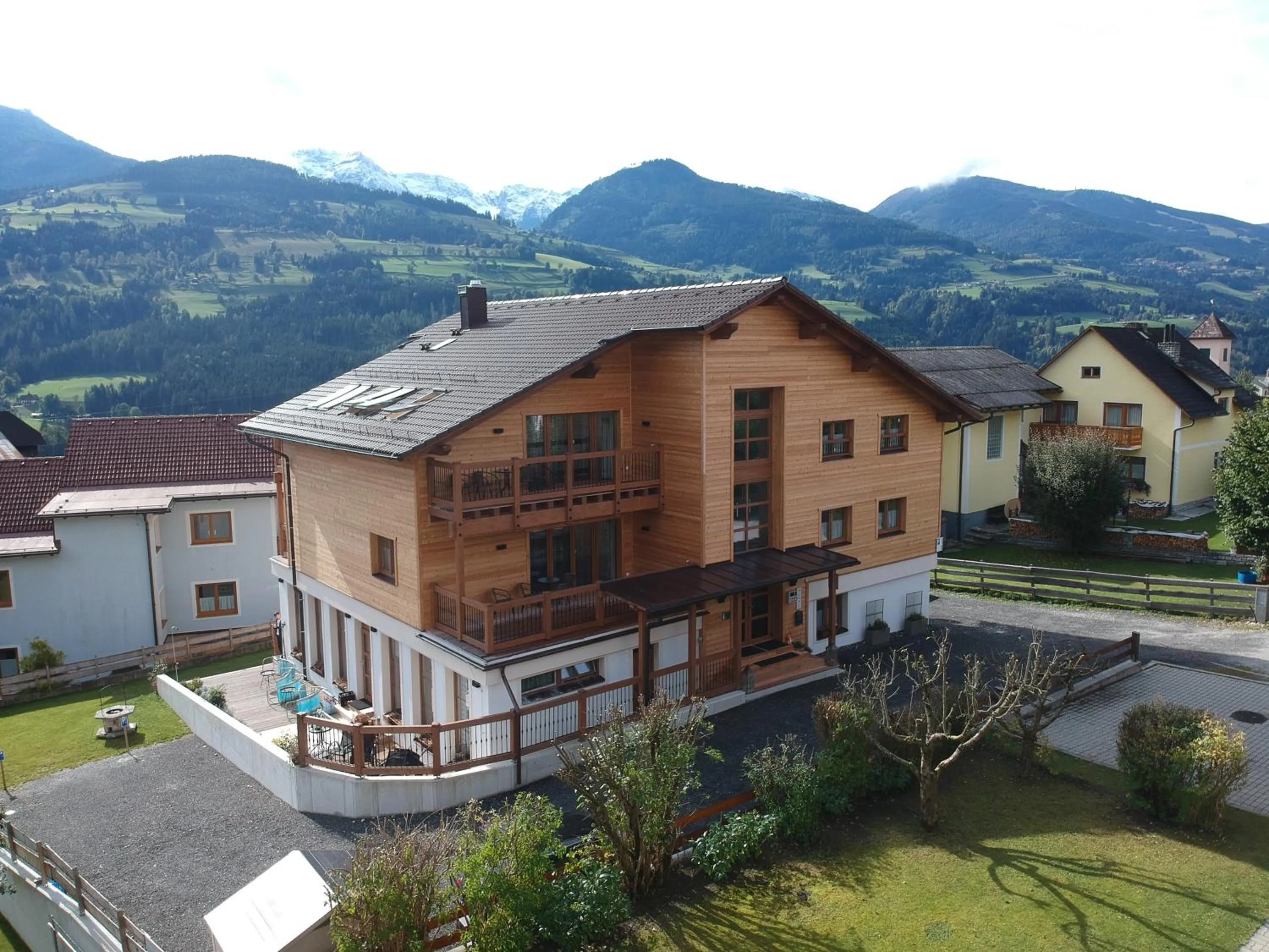 Property building in Schneekristall