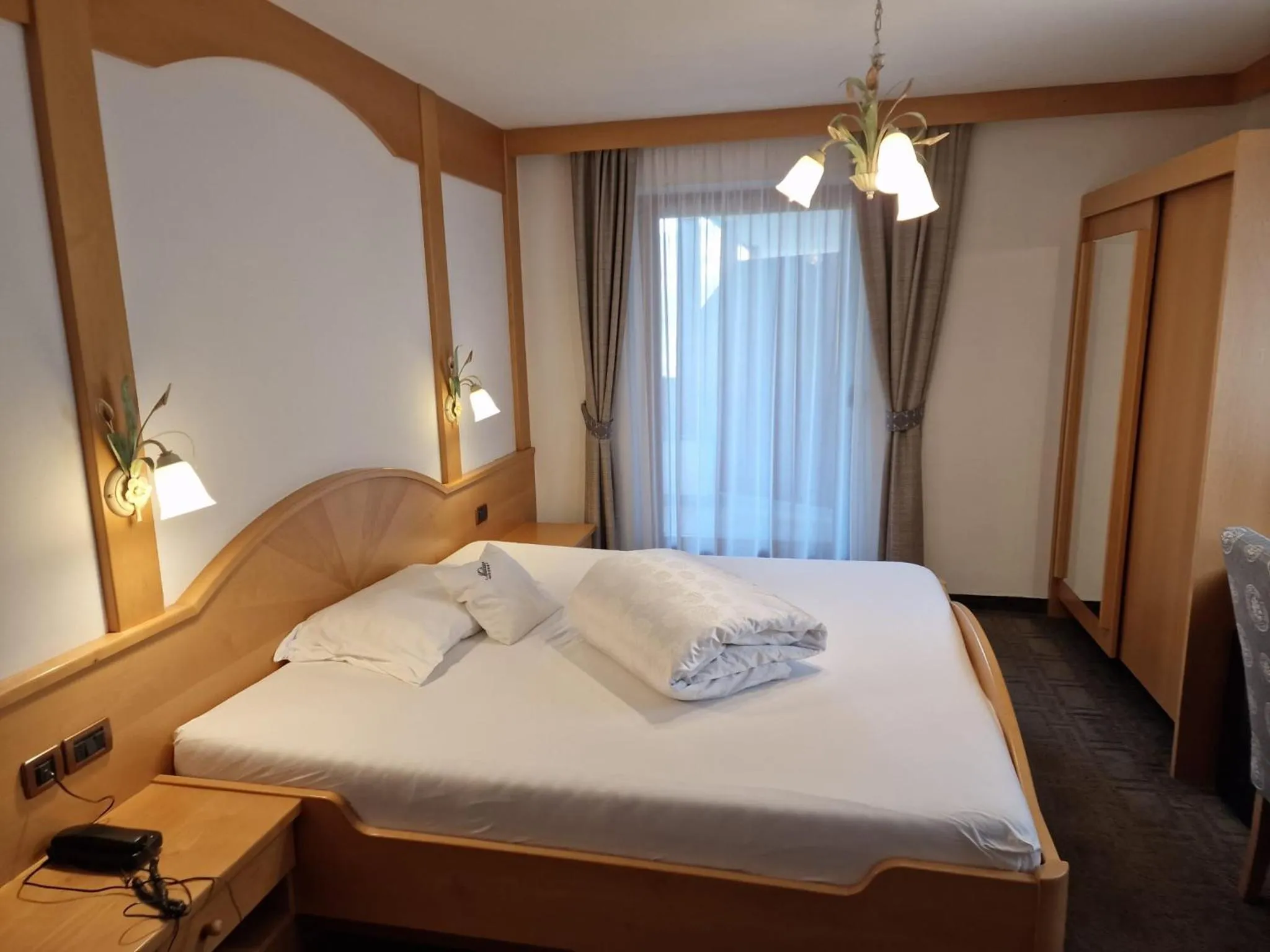 Bedroom, Bed in Hotel Muliac