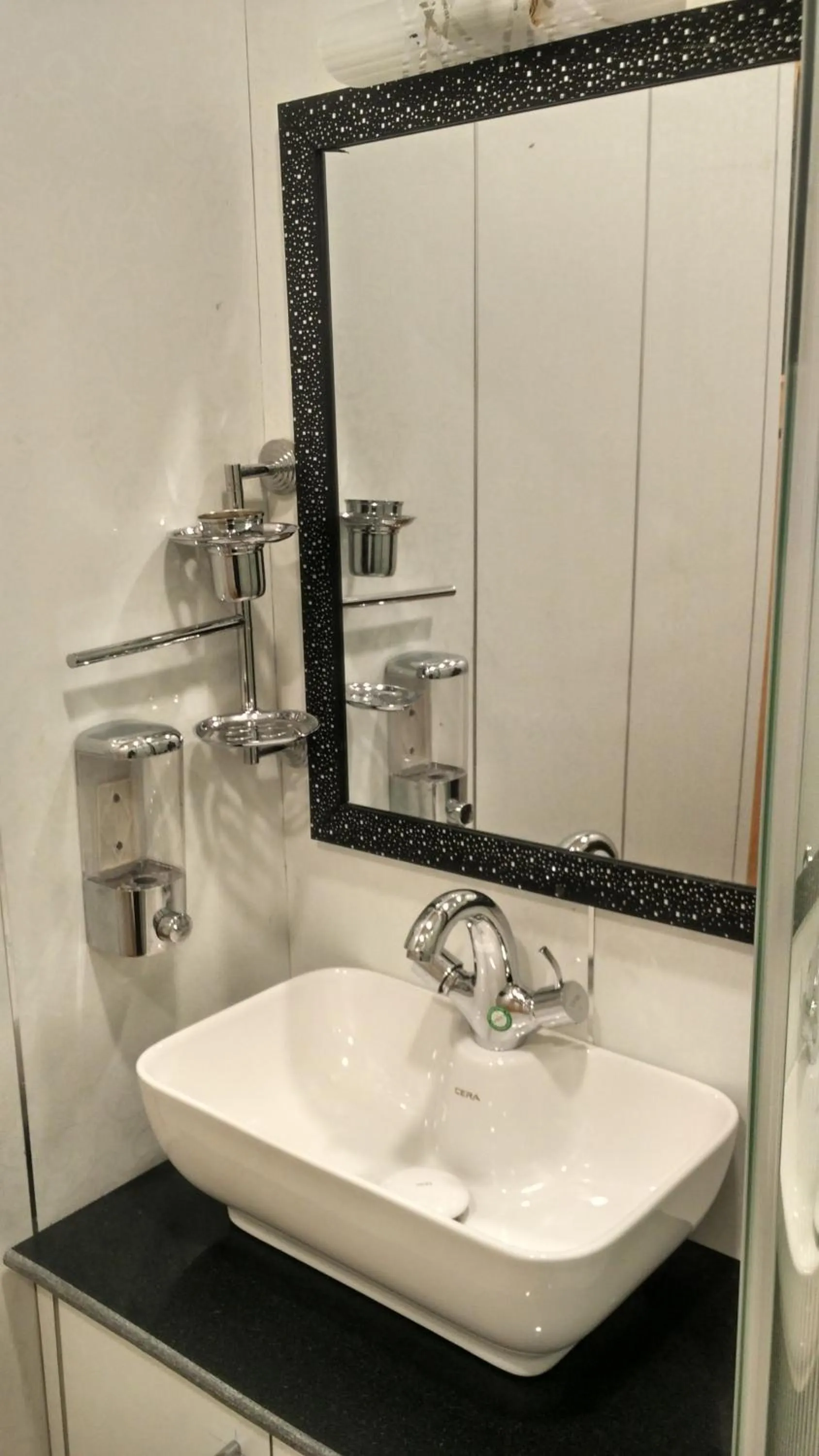 Bathroom in Golden Crest DALLAKE