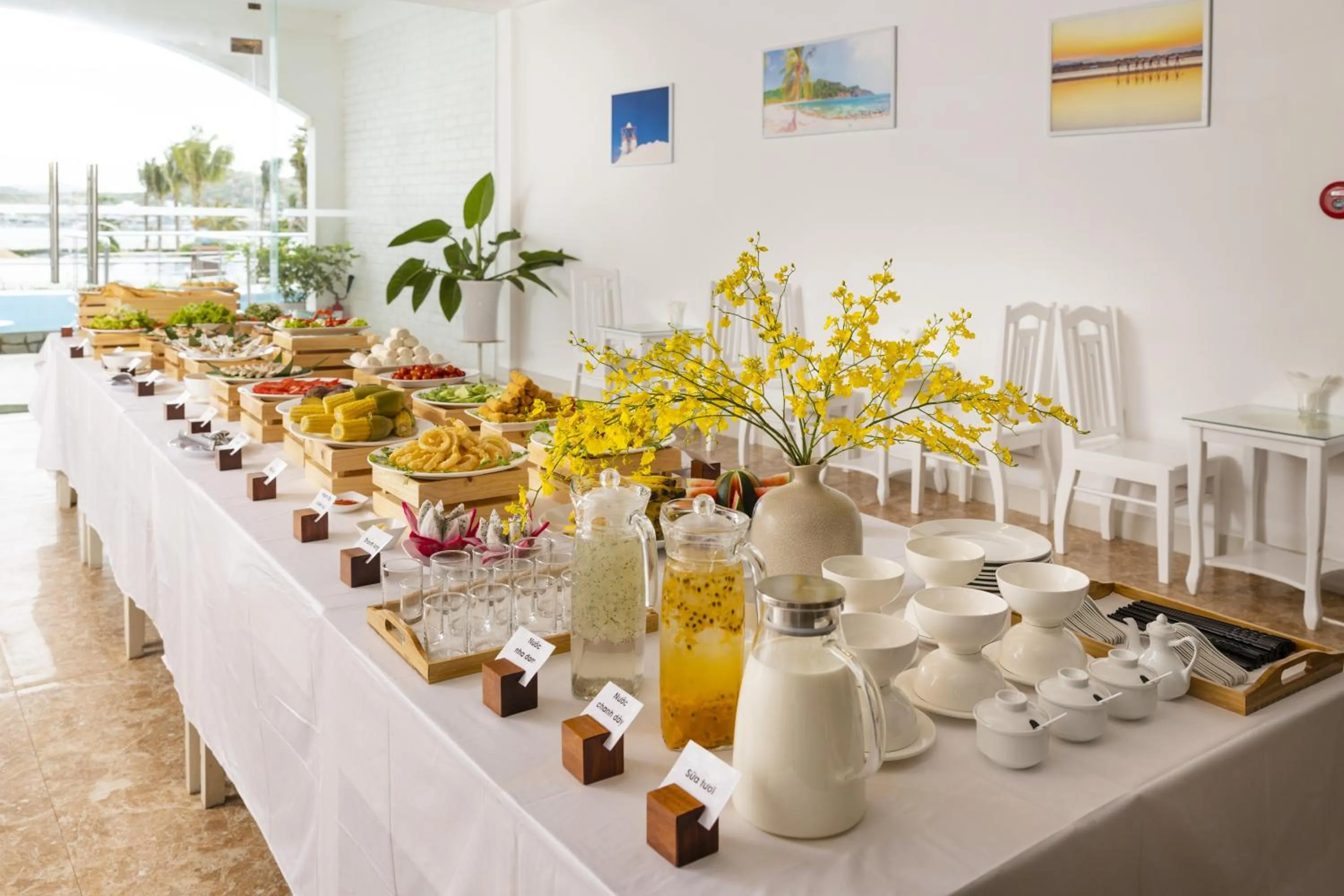 Restaurant/places to eat in Casa Maya Resort