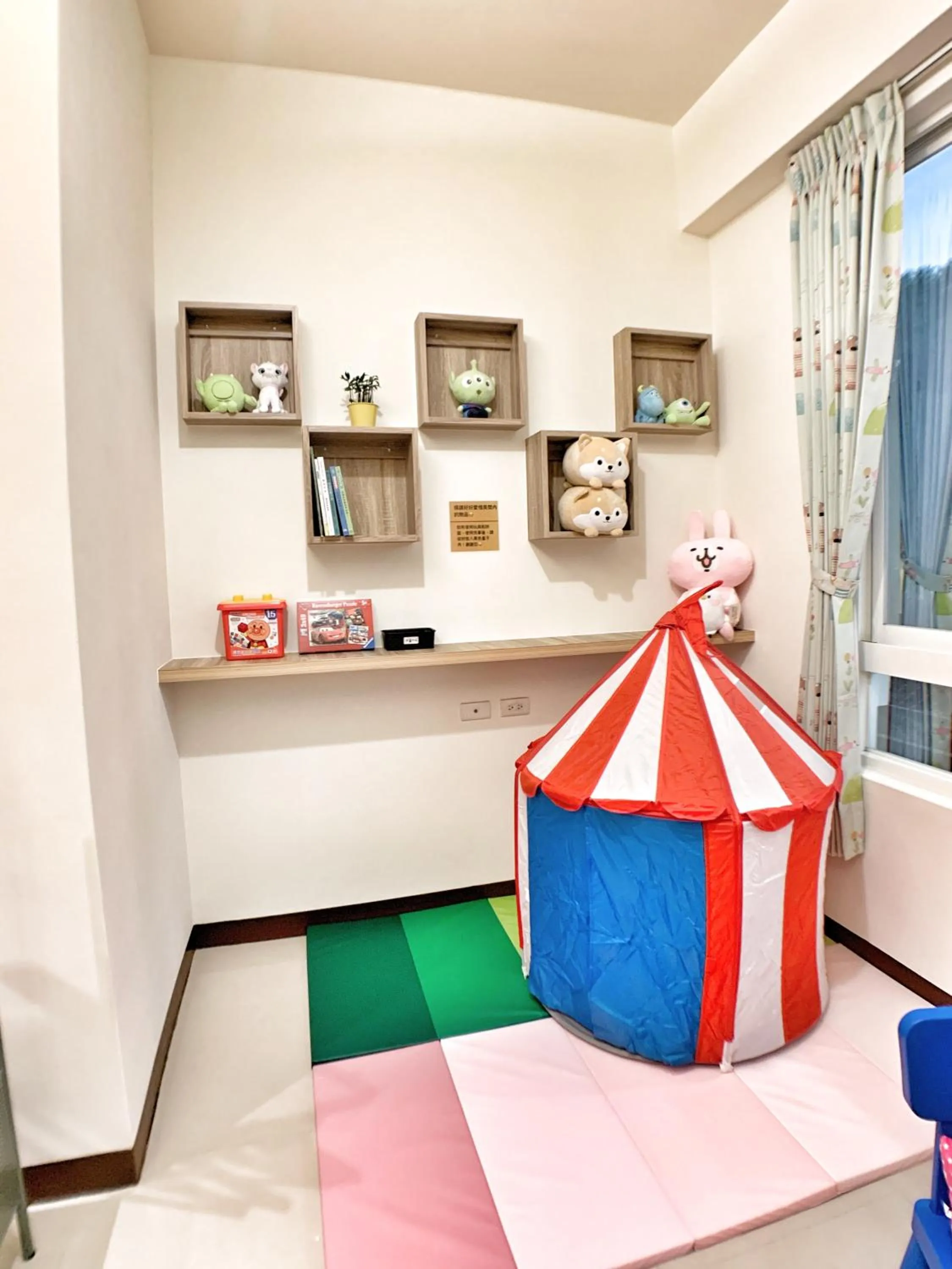 Bed in The Sunny Homestay