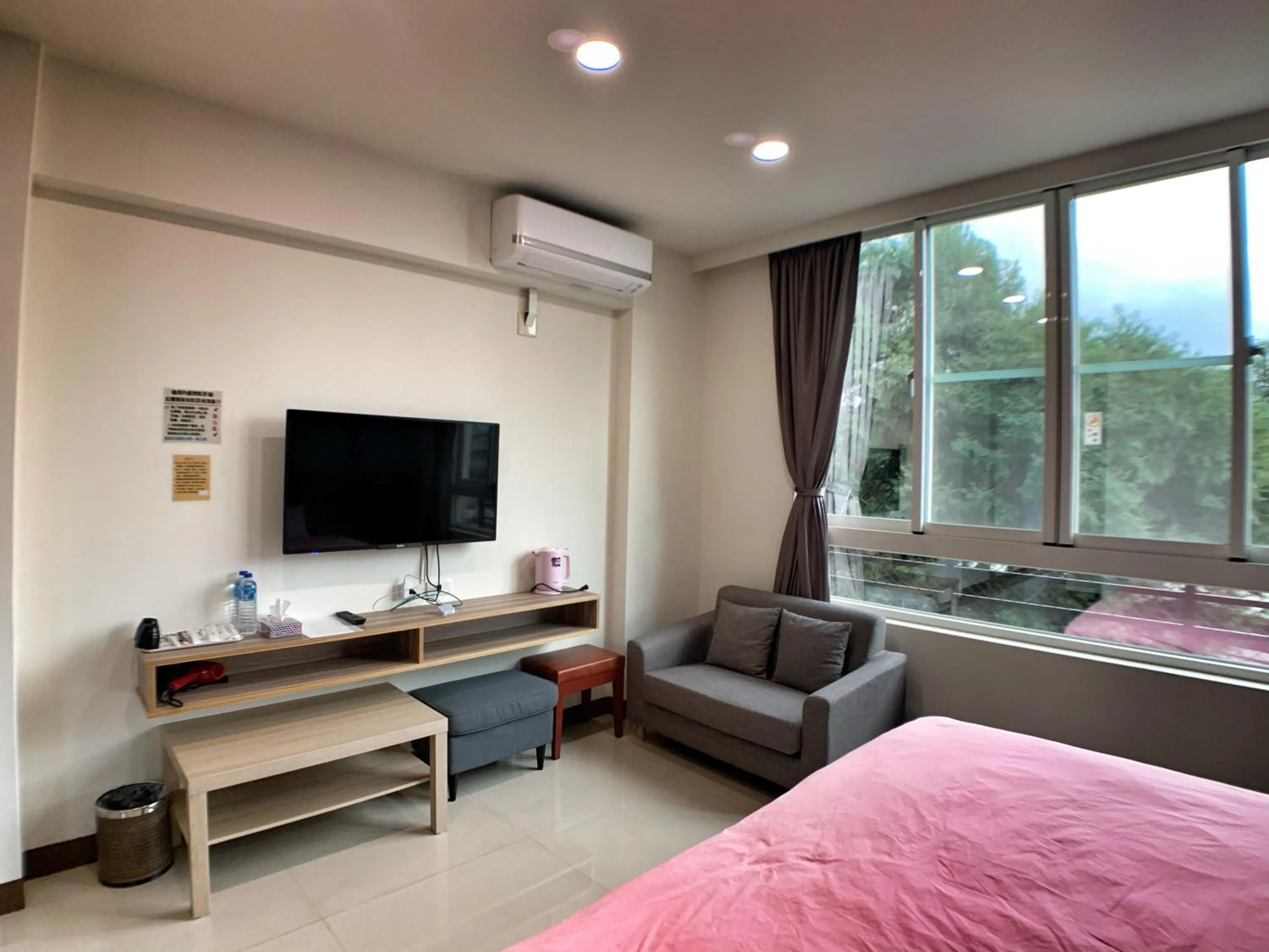 Bed in The Sunny Homestay