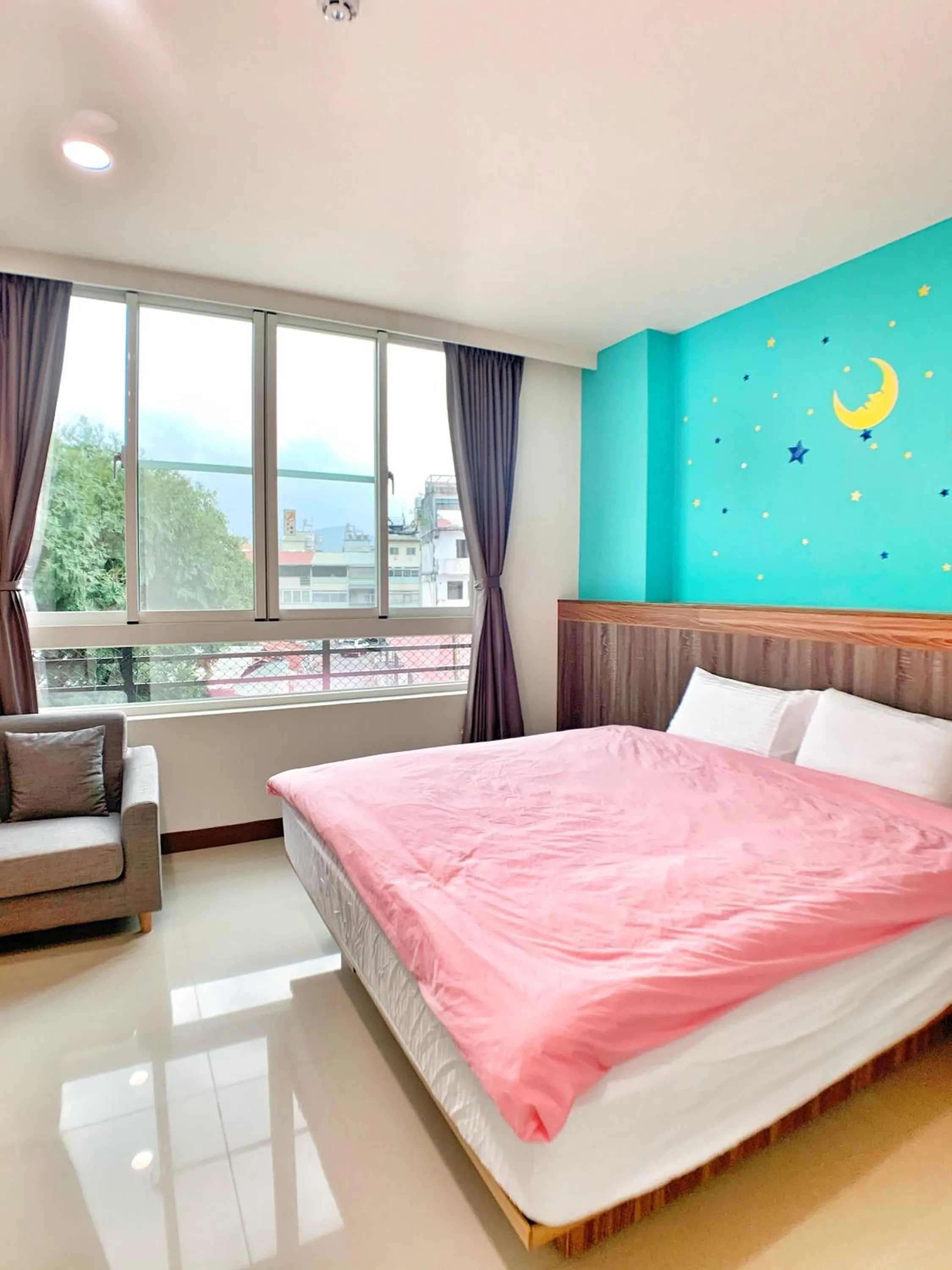 Bed in The Sunny Homestay