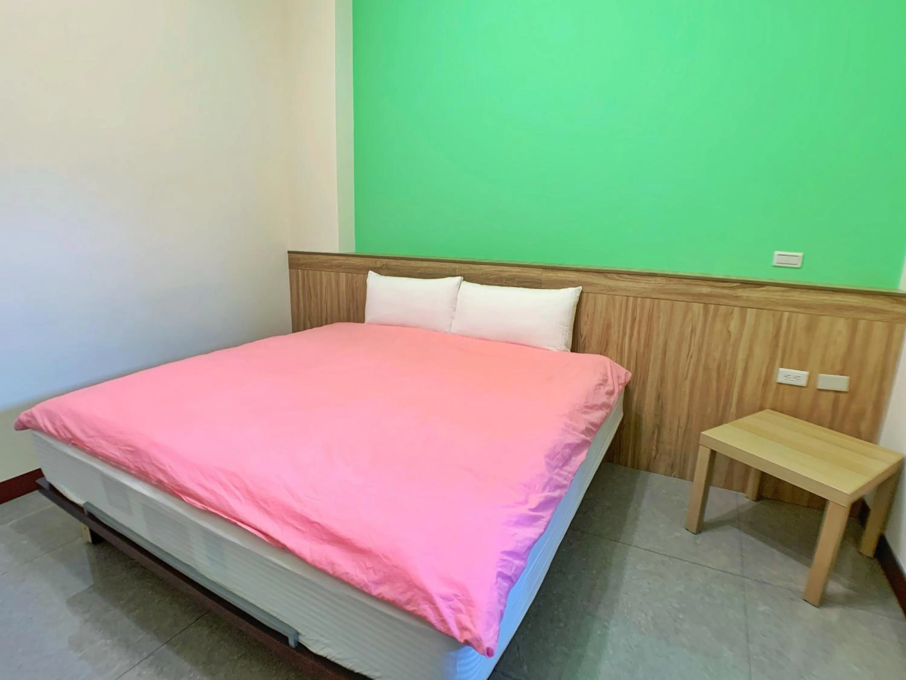 Bed in The Sunny Homestay