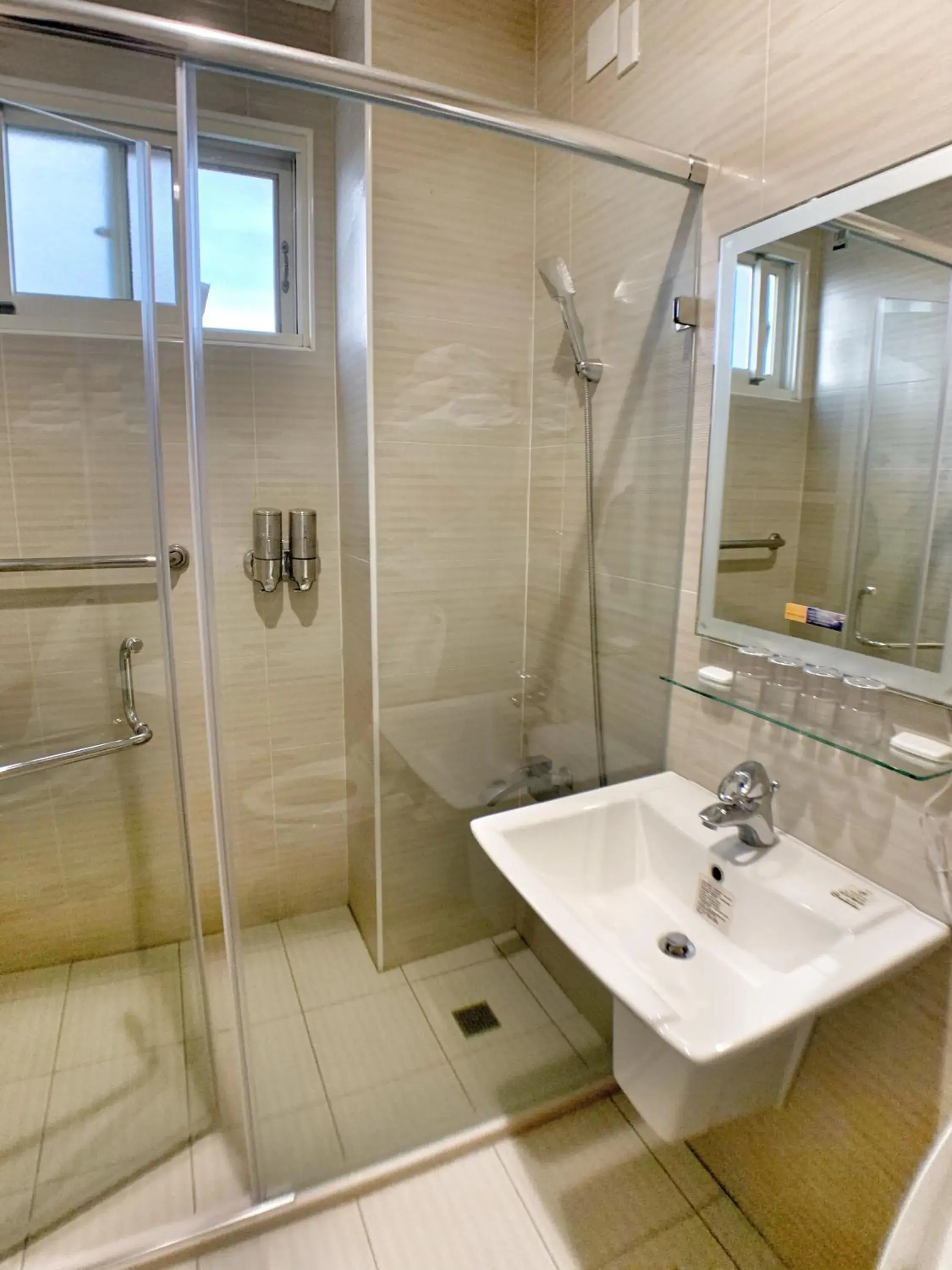 Deluxe Quadruple Room in The Sunny Homestay Deluxe Quadruple Room in The Sunny Homestay