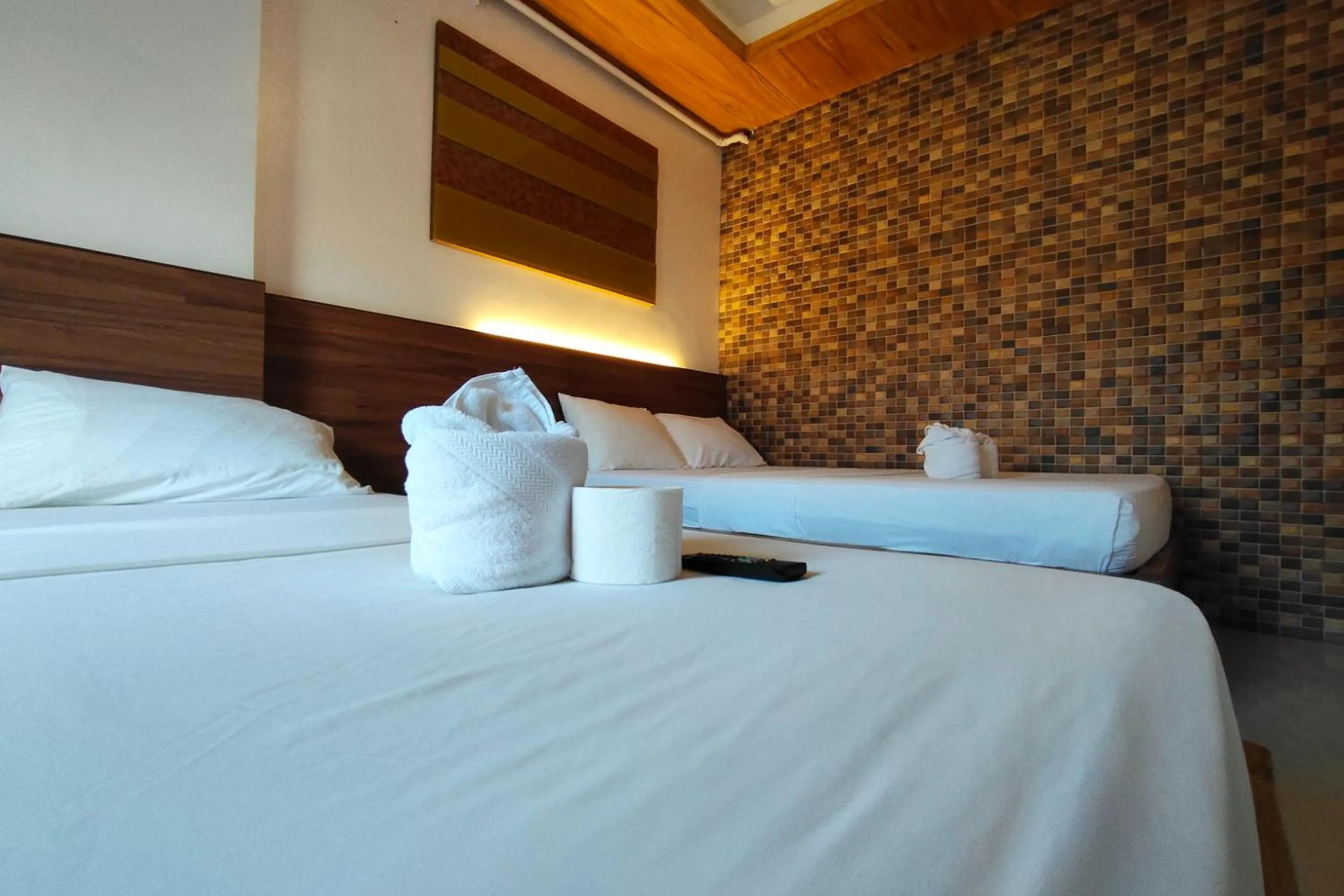 Bed in Taj Guesthouse Boracay