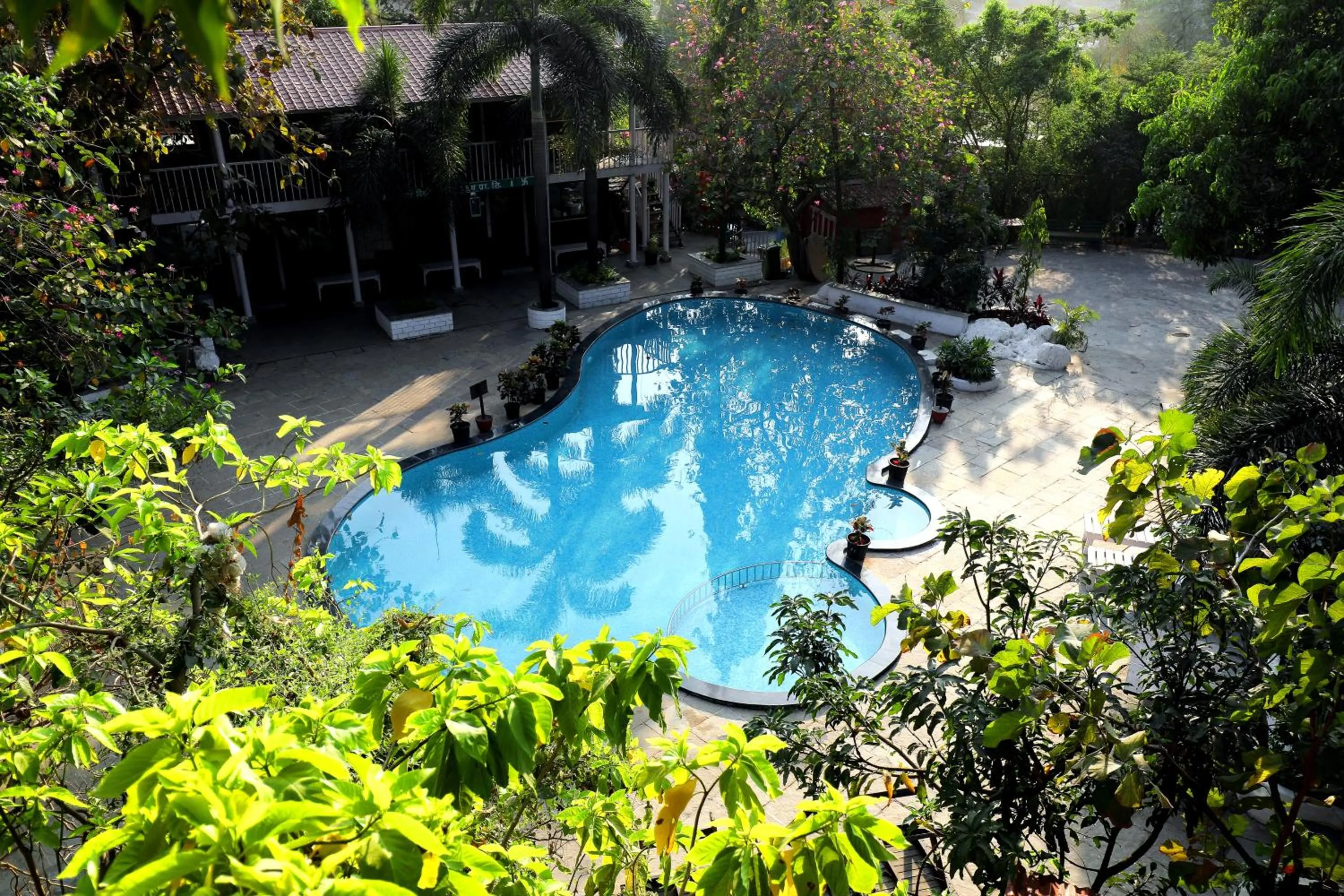 Swimming pool in Pali Village Resort