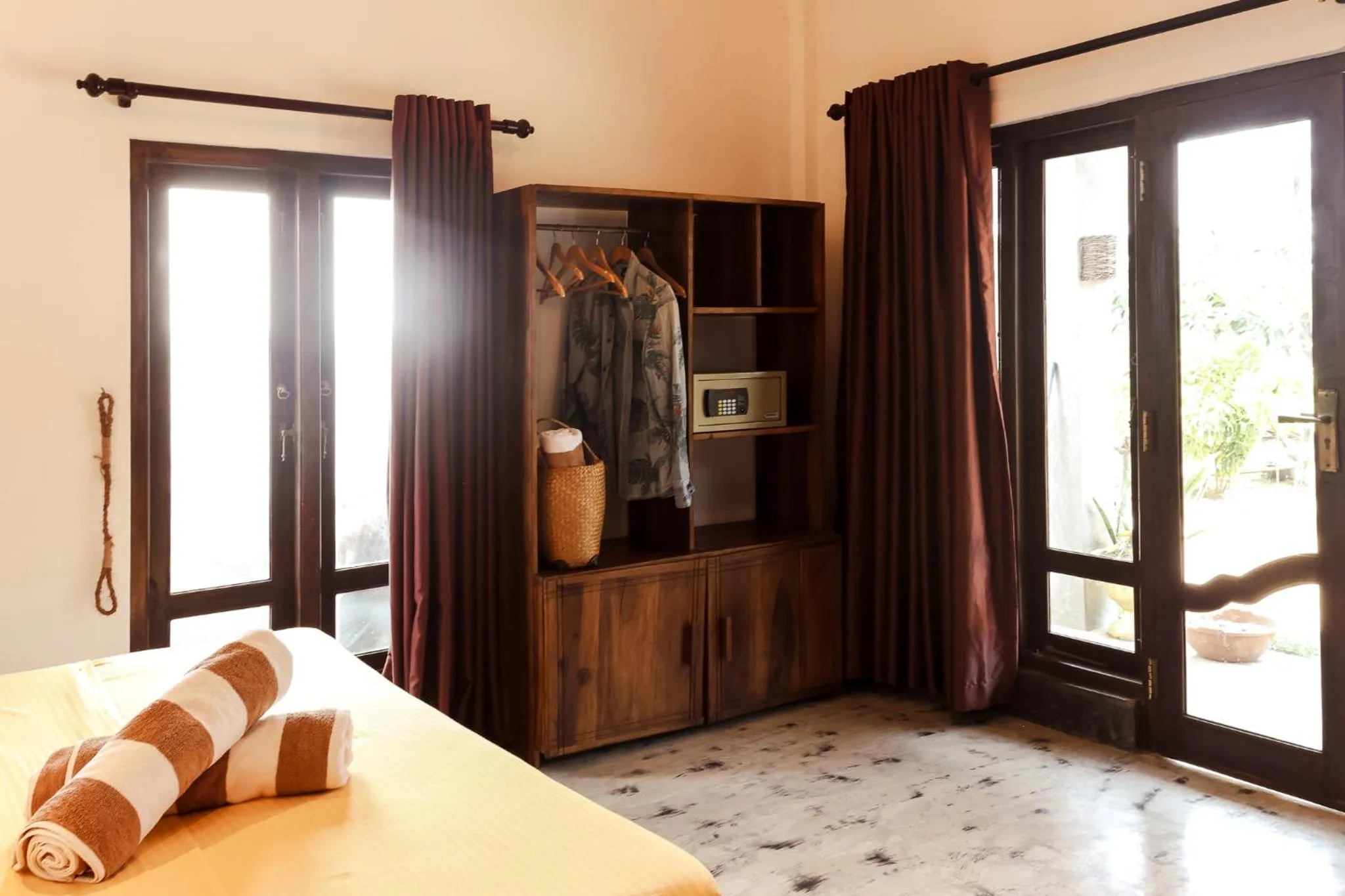 Bedroom, Bed in Stay Golden