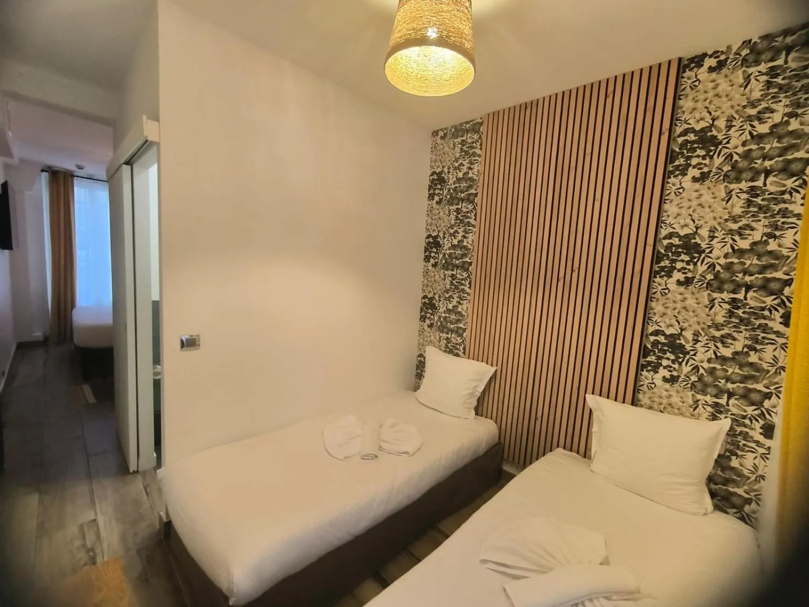 Bedroom, Bed in Hotel Le Twelve