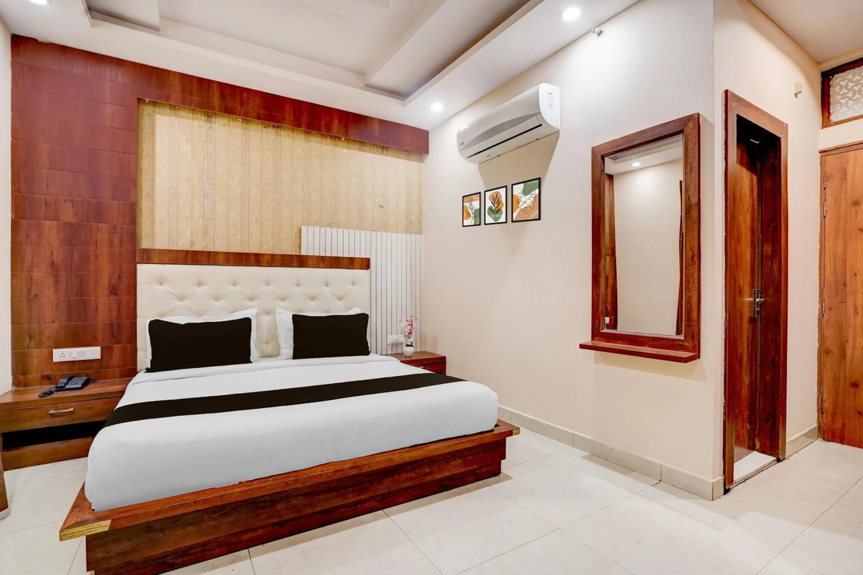 Bedroom, Bed in Townhouse Oak Dehradun Court Formerly GK Residency