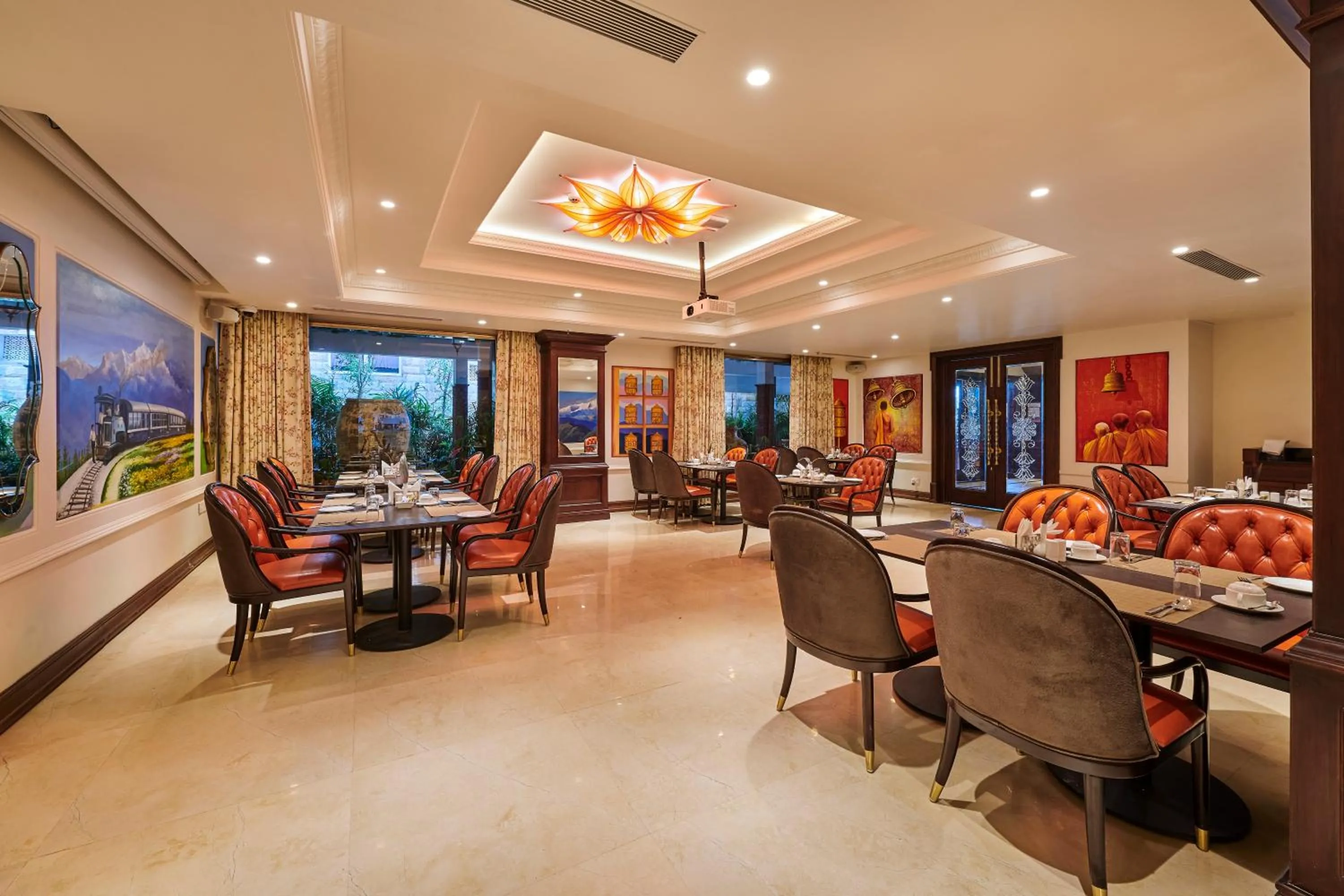 Breakfast in MAYFAIR Lake Resort