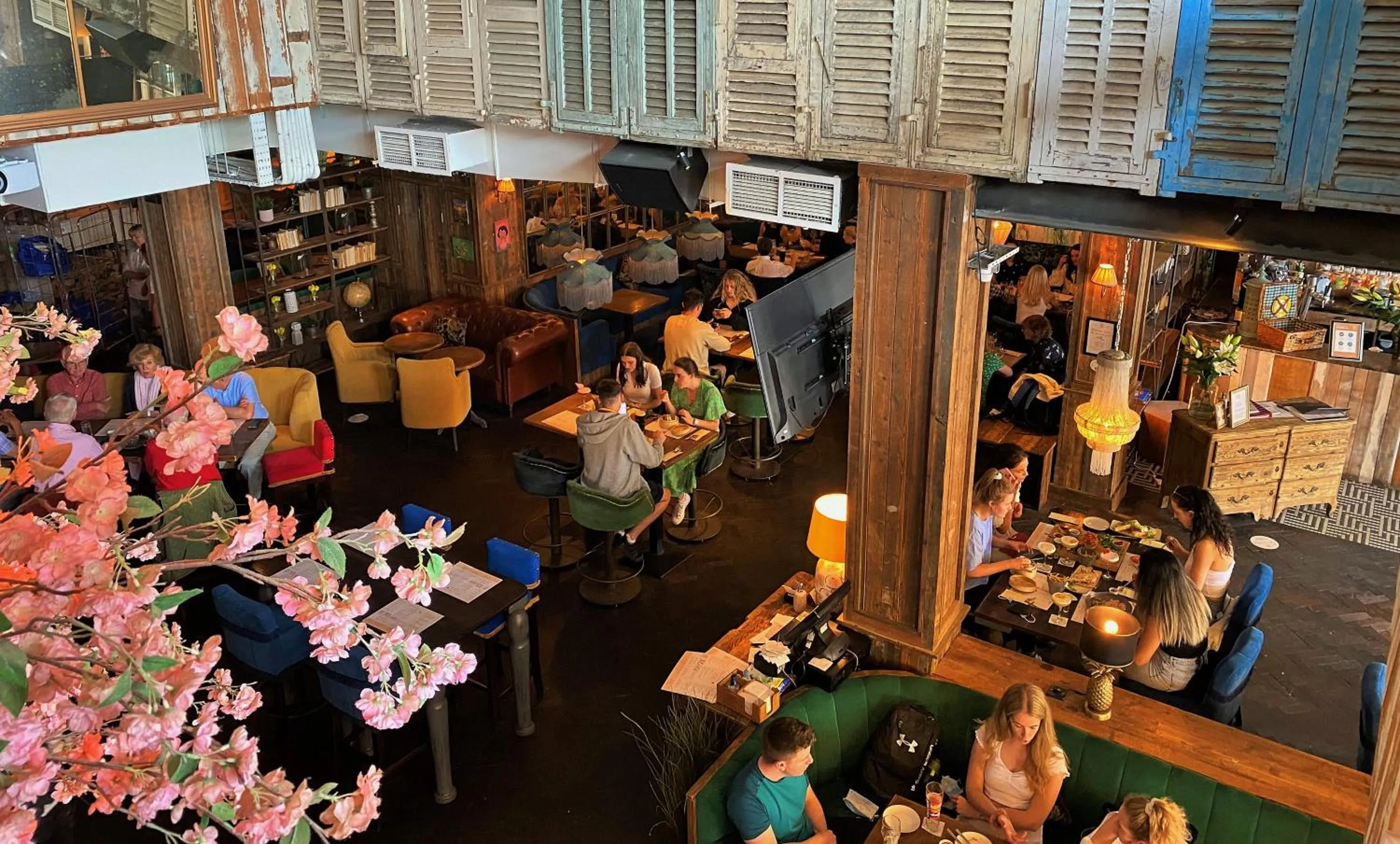 Restaurant/places to eat in House Belfast Hotel