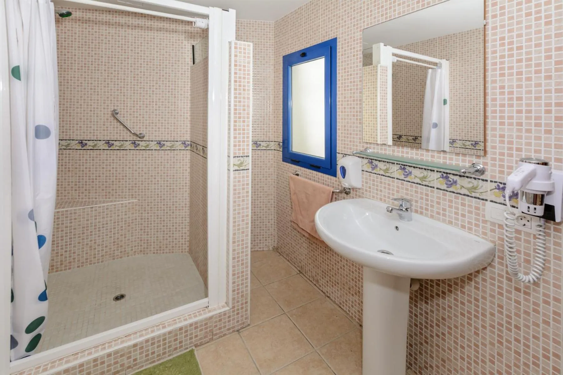 Bathroom in Hostal Magec