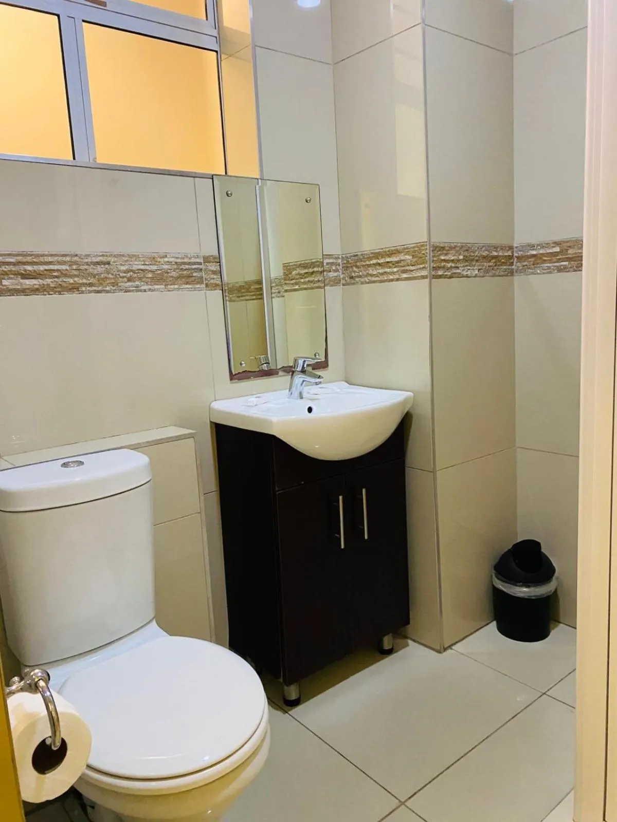 Bathroom in Bayside Hotel 97 Russell Street