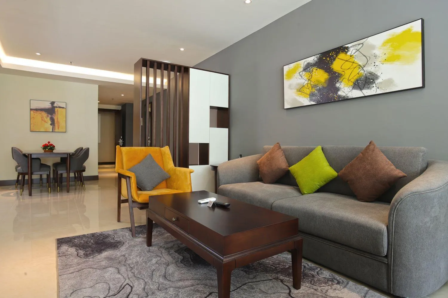 Living room in Olympia City Hotel by Dara