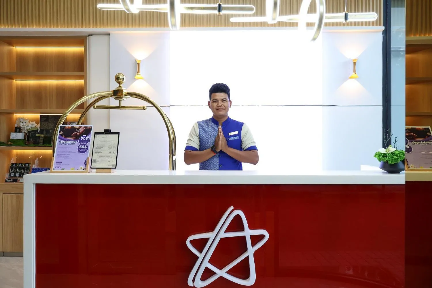 Property building in Olympia City Hotel by Dara