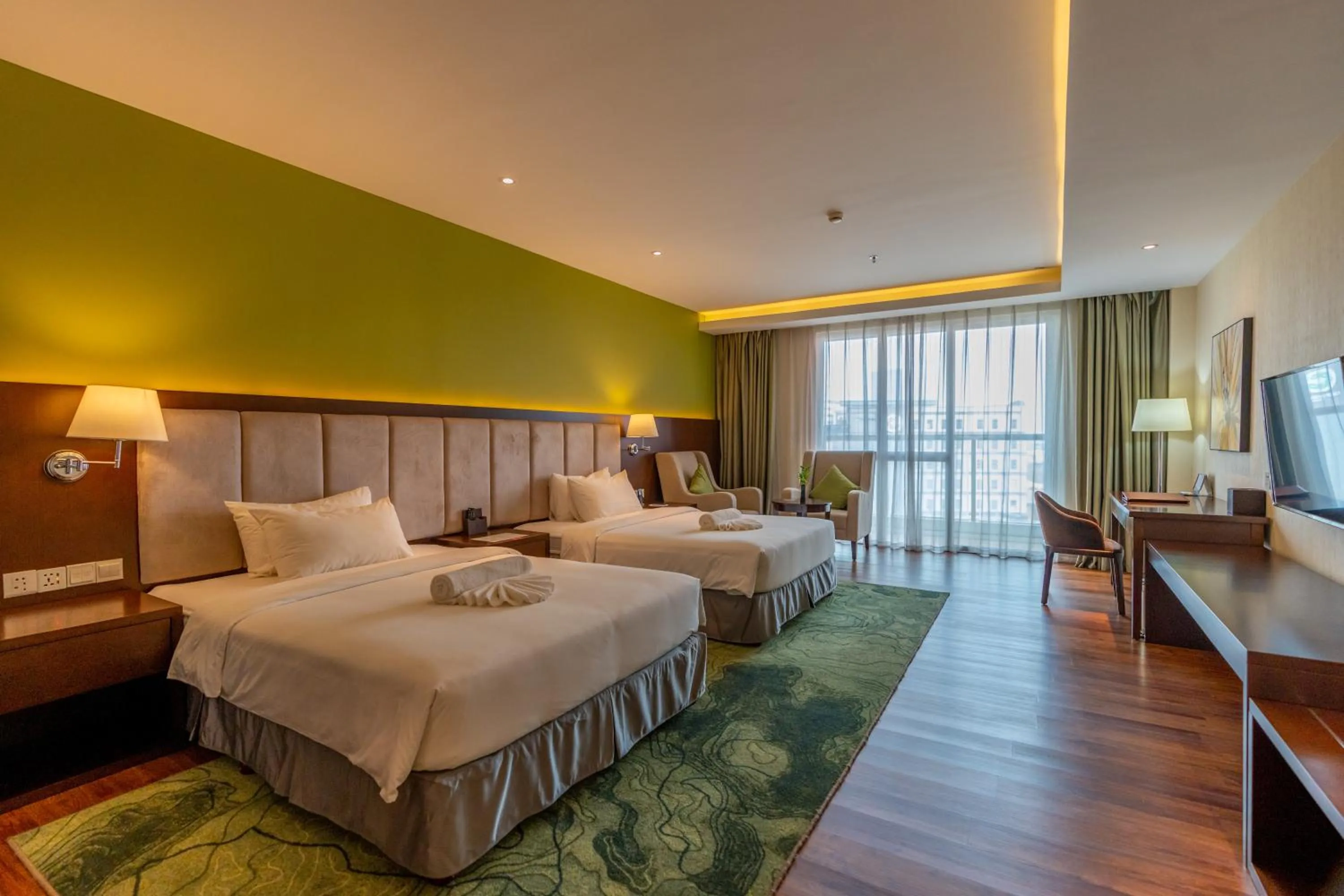 View (from property/room), Bed in Olympia City Hotel by Dara