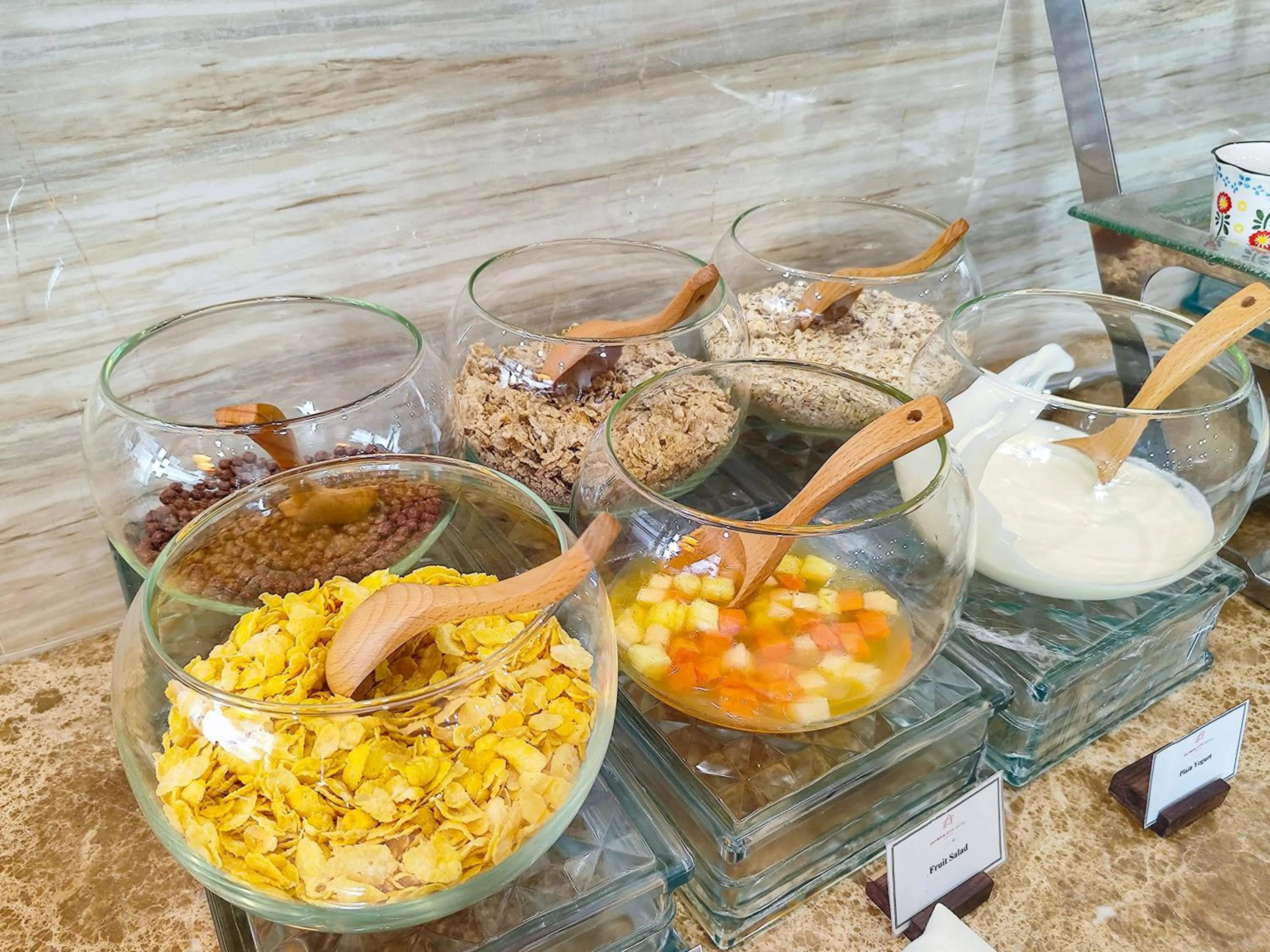 Restaurant/places to eat in Olympia City Hotel by Dara