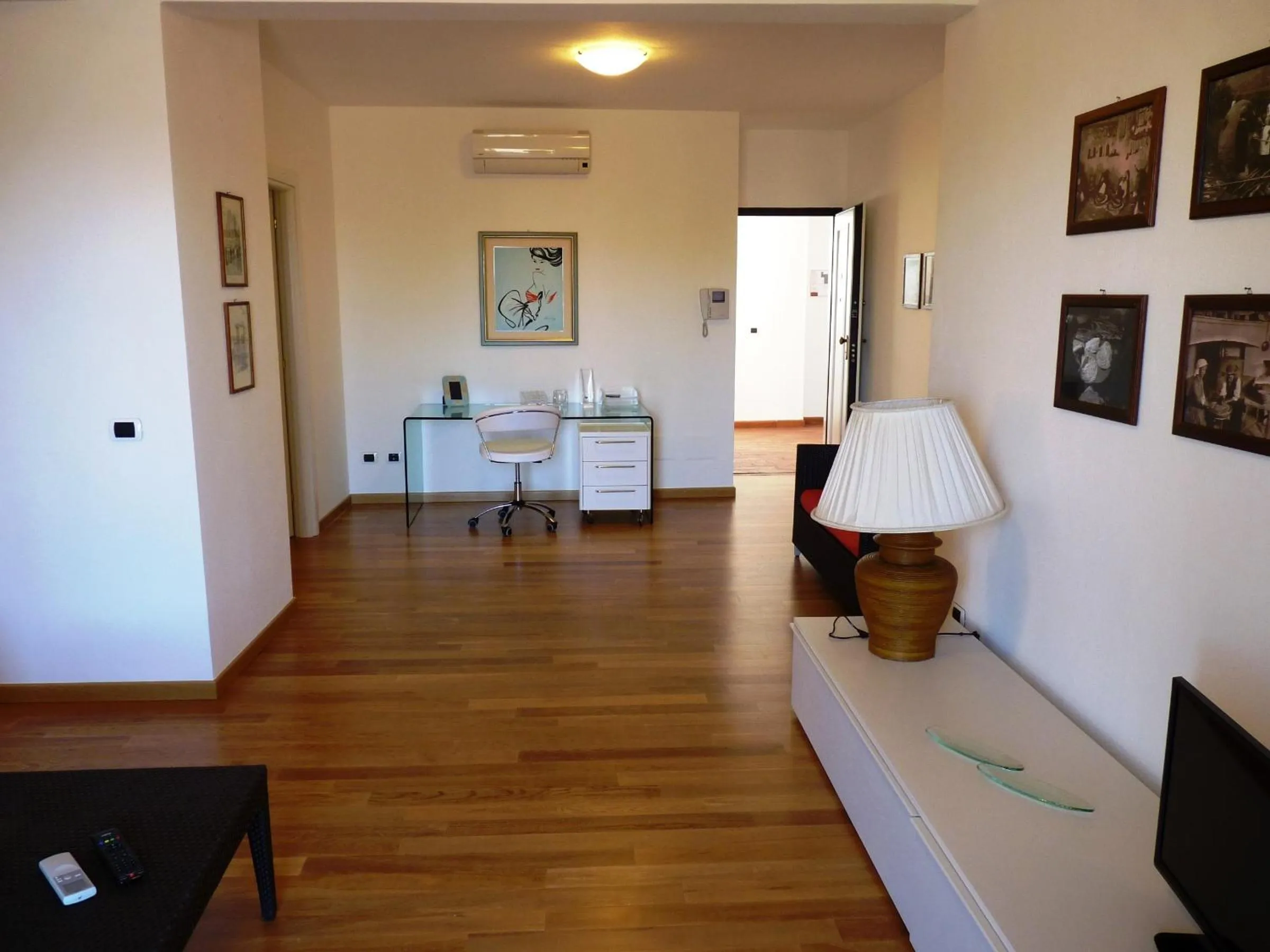 TV and multimedia in Quarté Sayàl