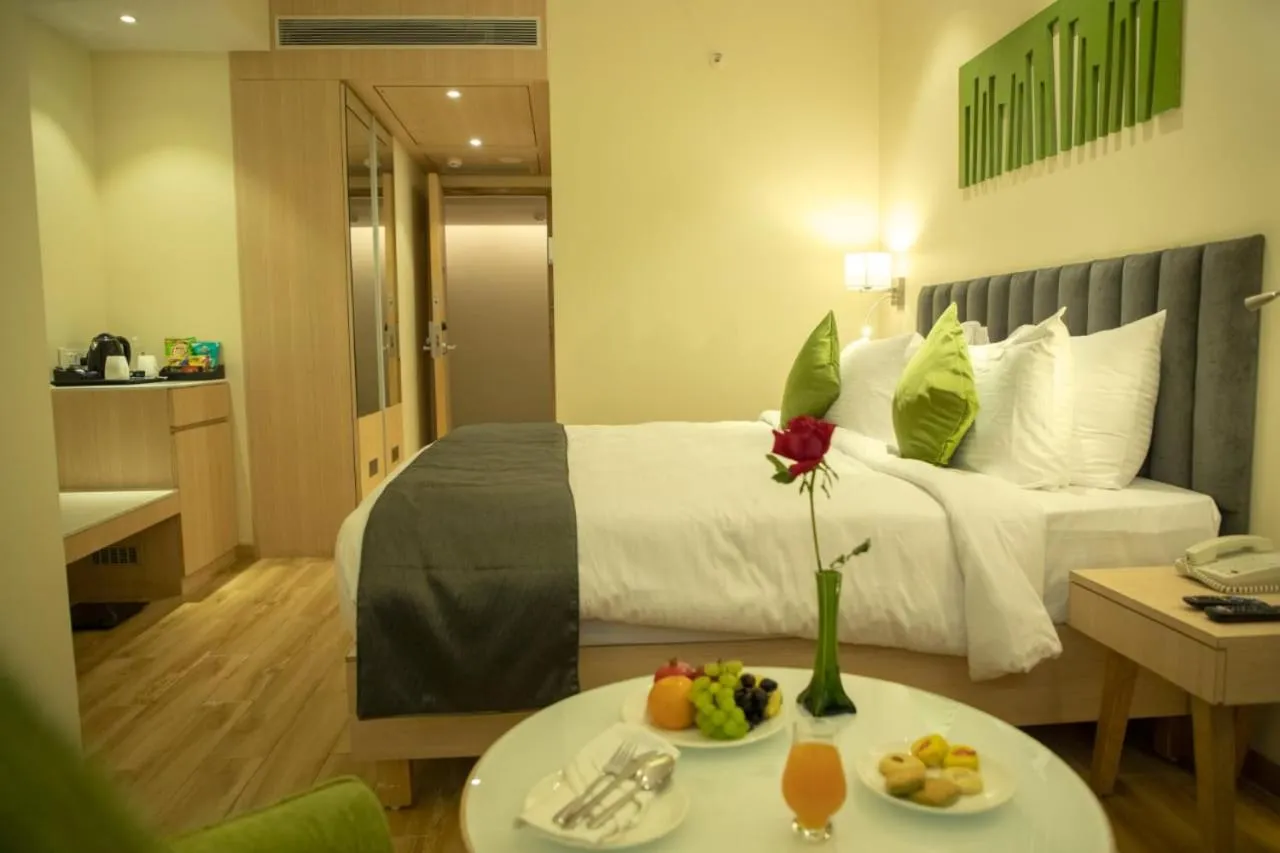 Photo of the whole room in Regenta Central Harsha Vapi