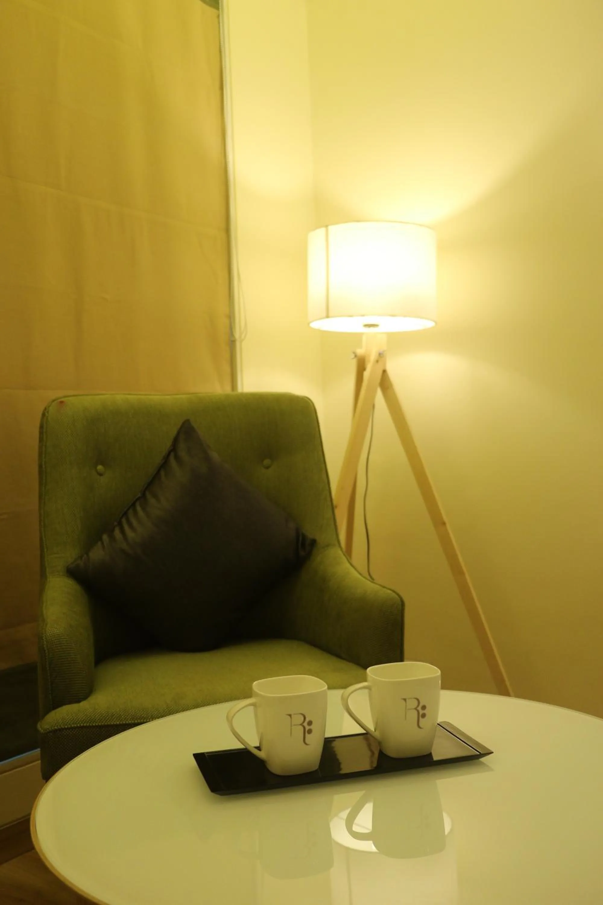 Seating area in Regenta Central Harsha Vapi