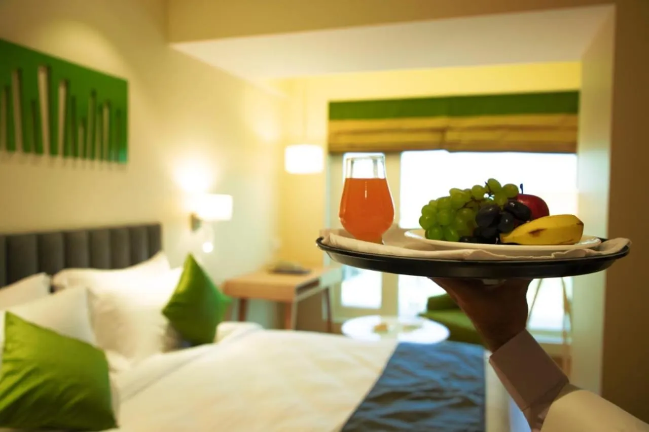 Food and drinks in Regenta Central Harsha Vapi