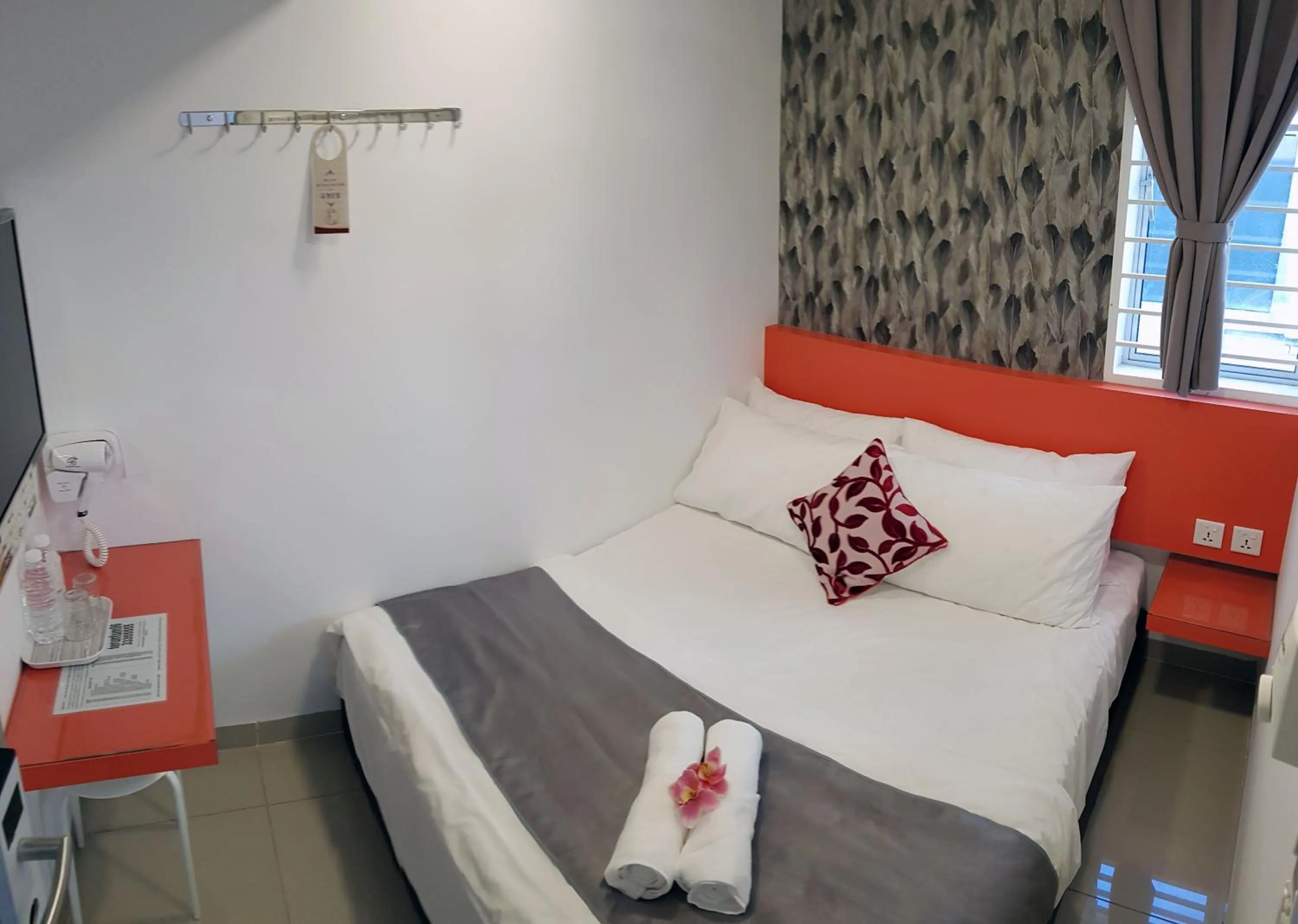 Bed in Teruntum 96 Guest house