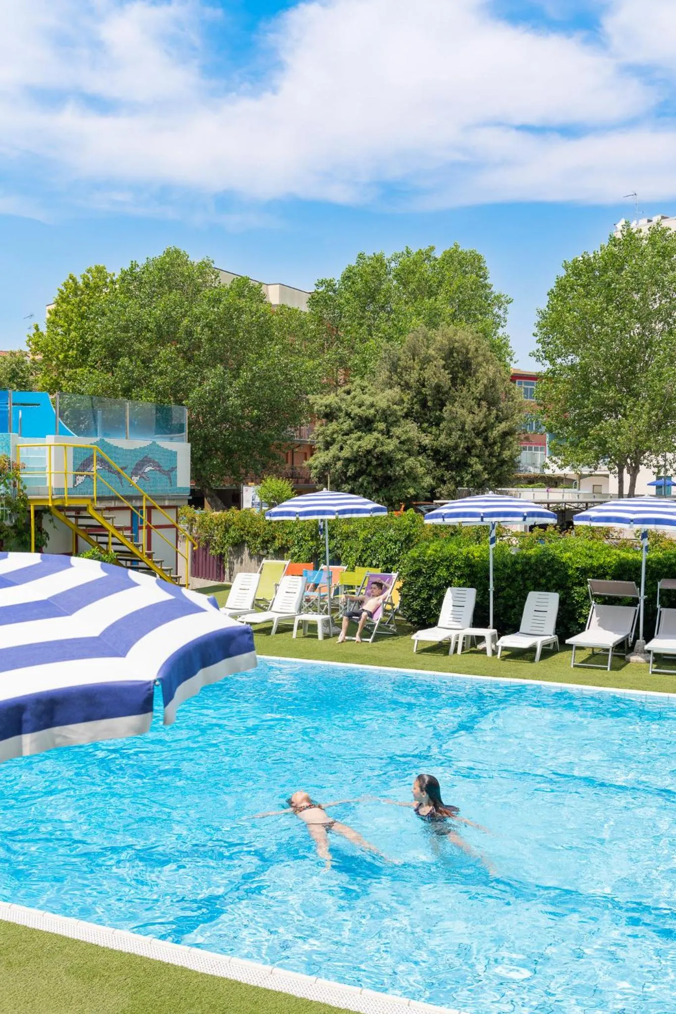 Swimming pool in Hotel Caesar
