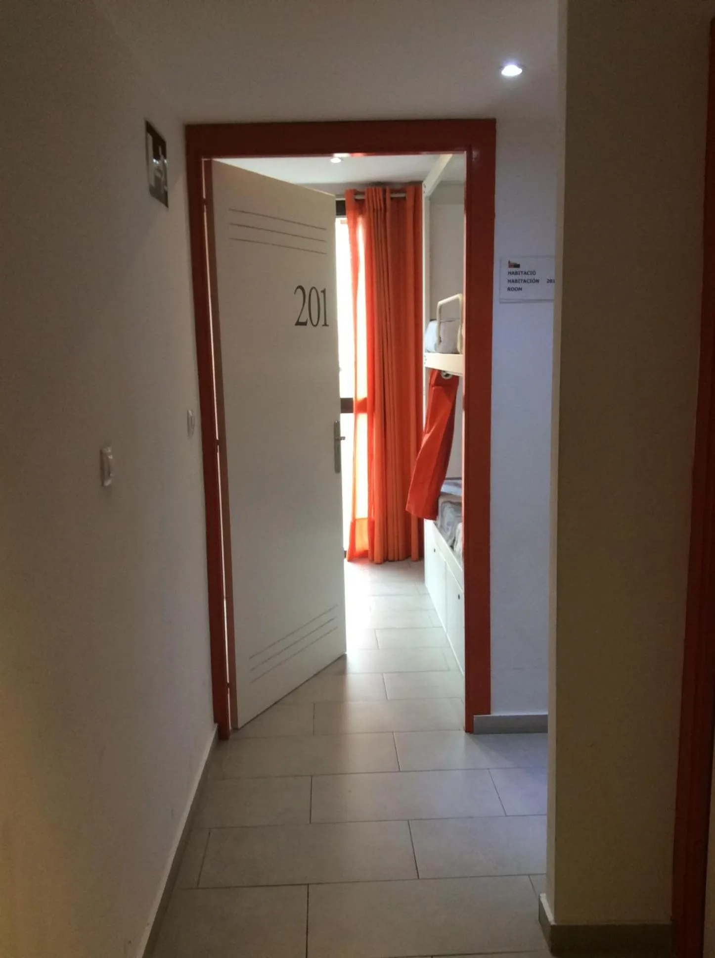 Photo of the whole room in Hostelscat