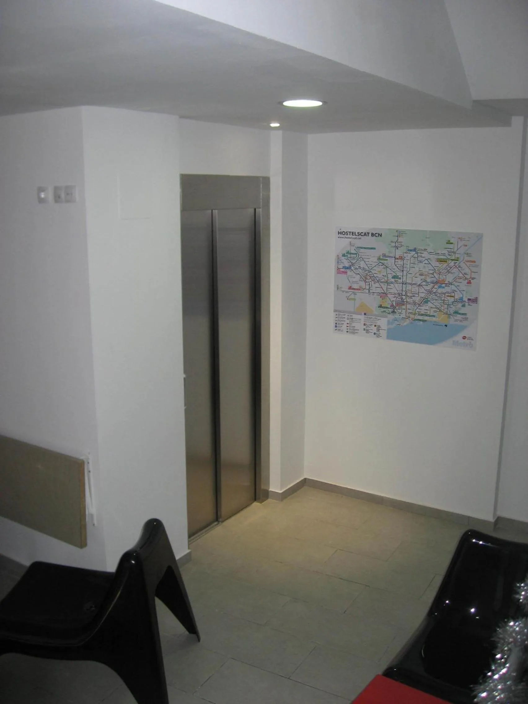 Decorative detail in Hostelscat