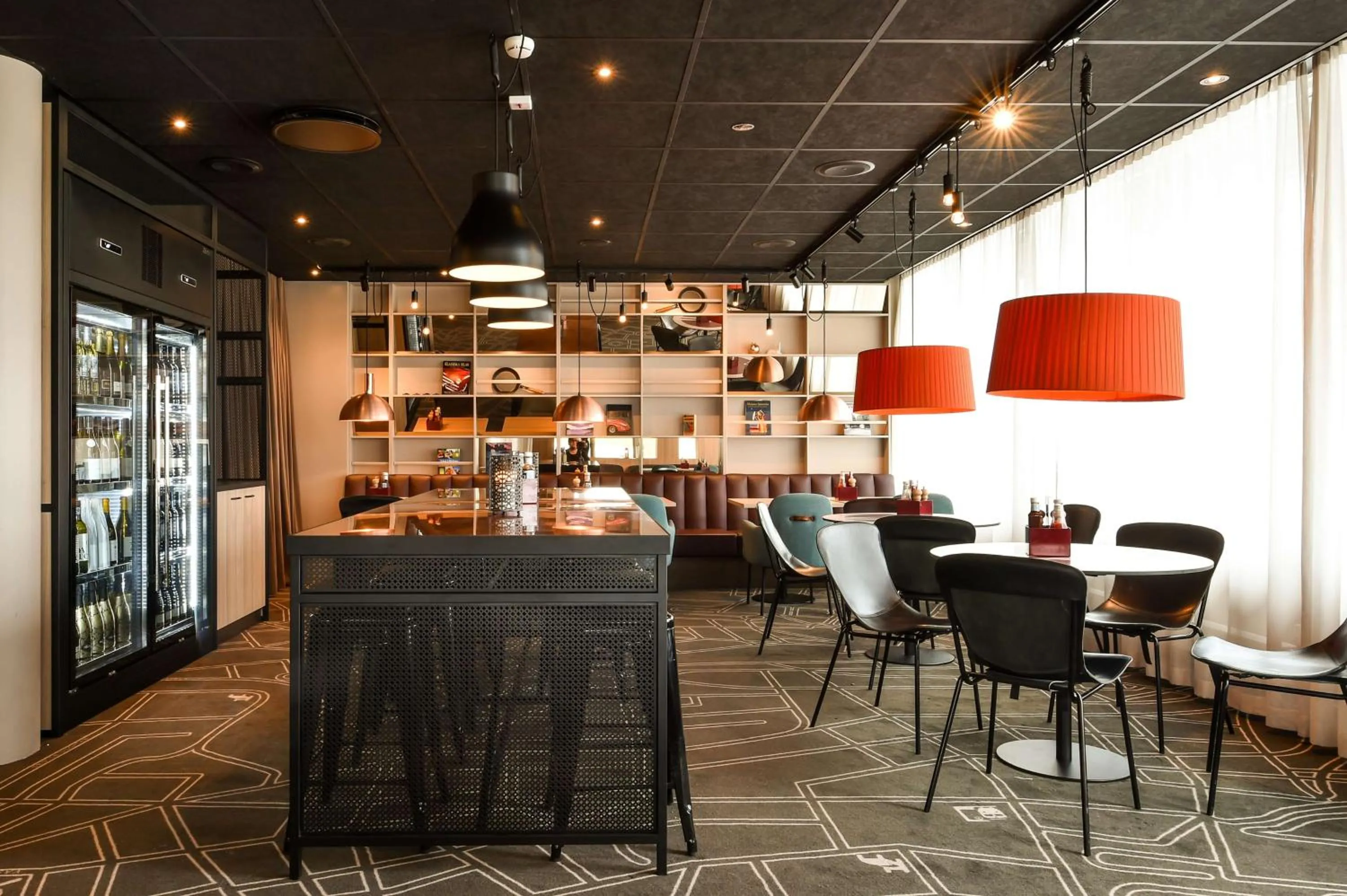 Restaurant/places to eat in Scandic Segevång