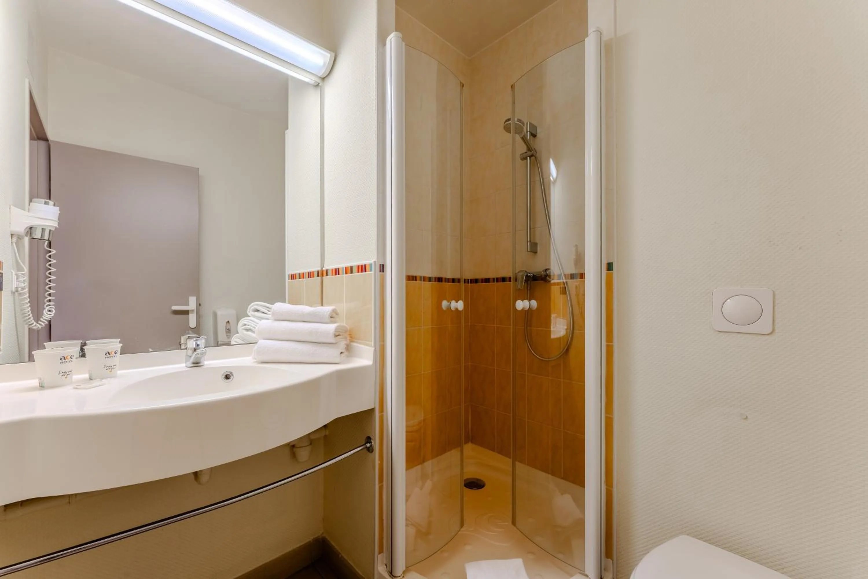 Bathroom in Ace Hotel Noyelles