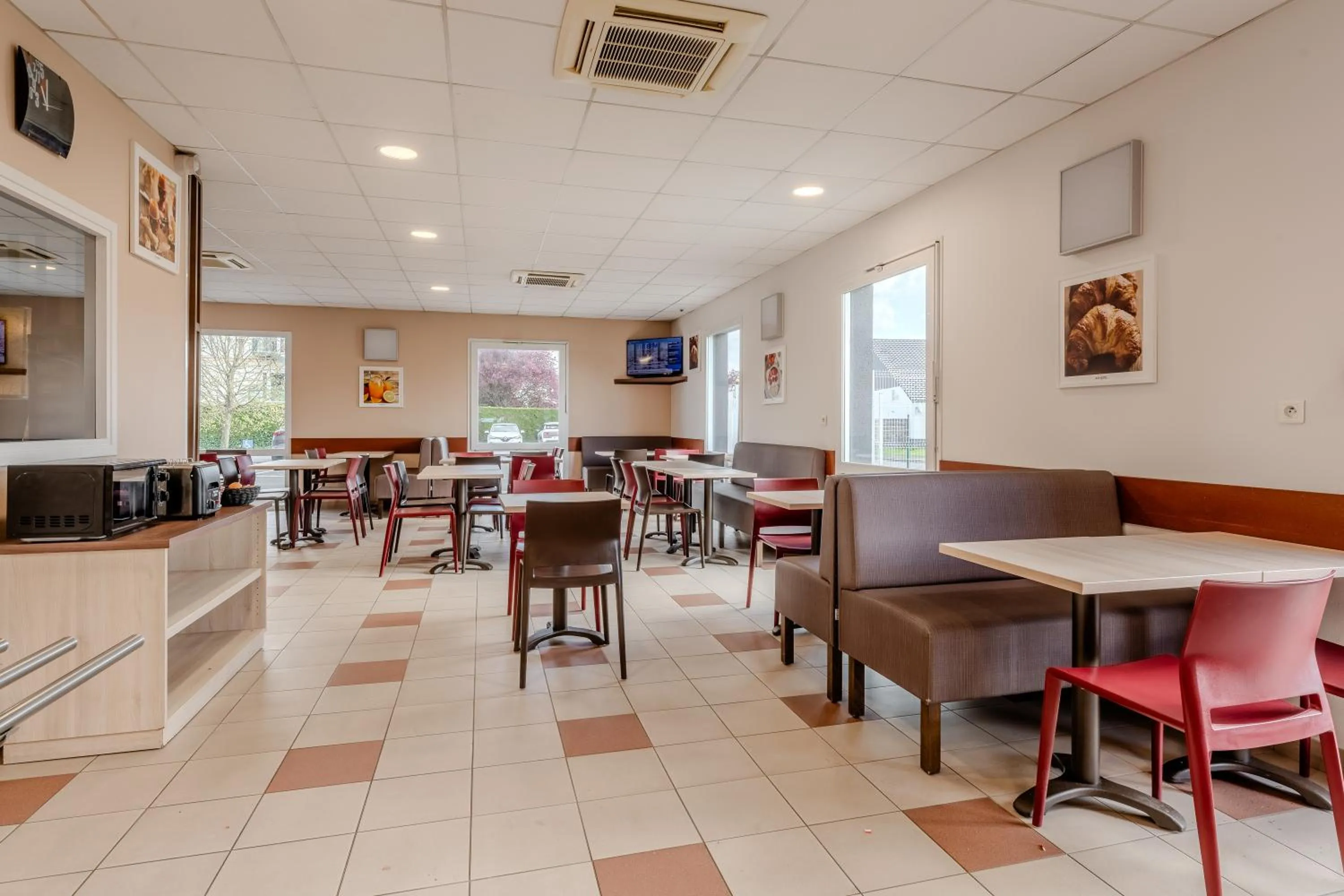 Breakfast in Ace Hotel Noyelles