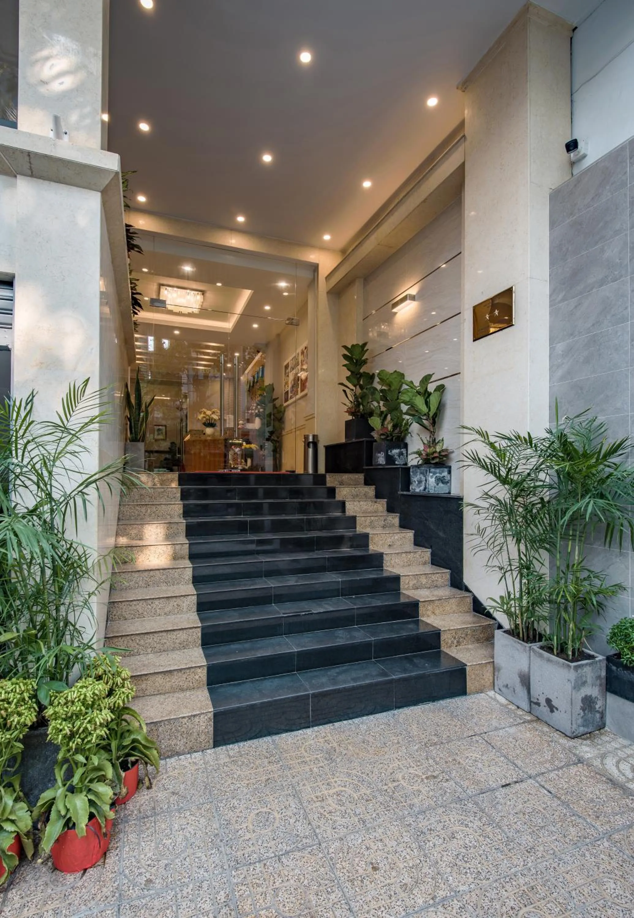 Property building in Hue My Hotel