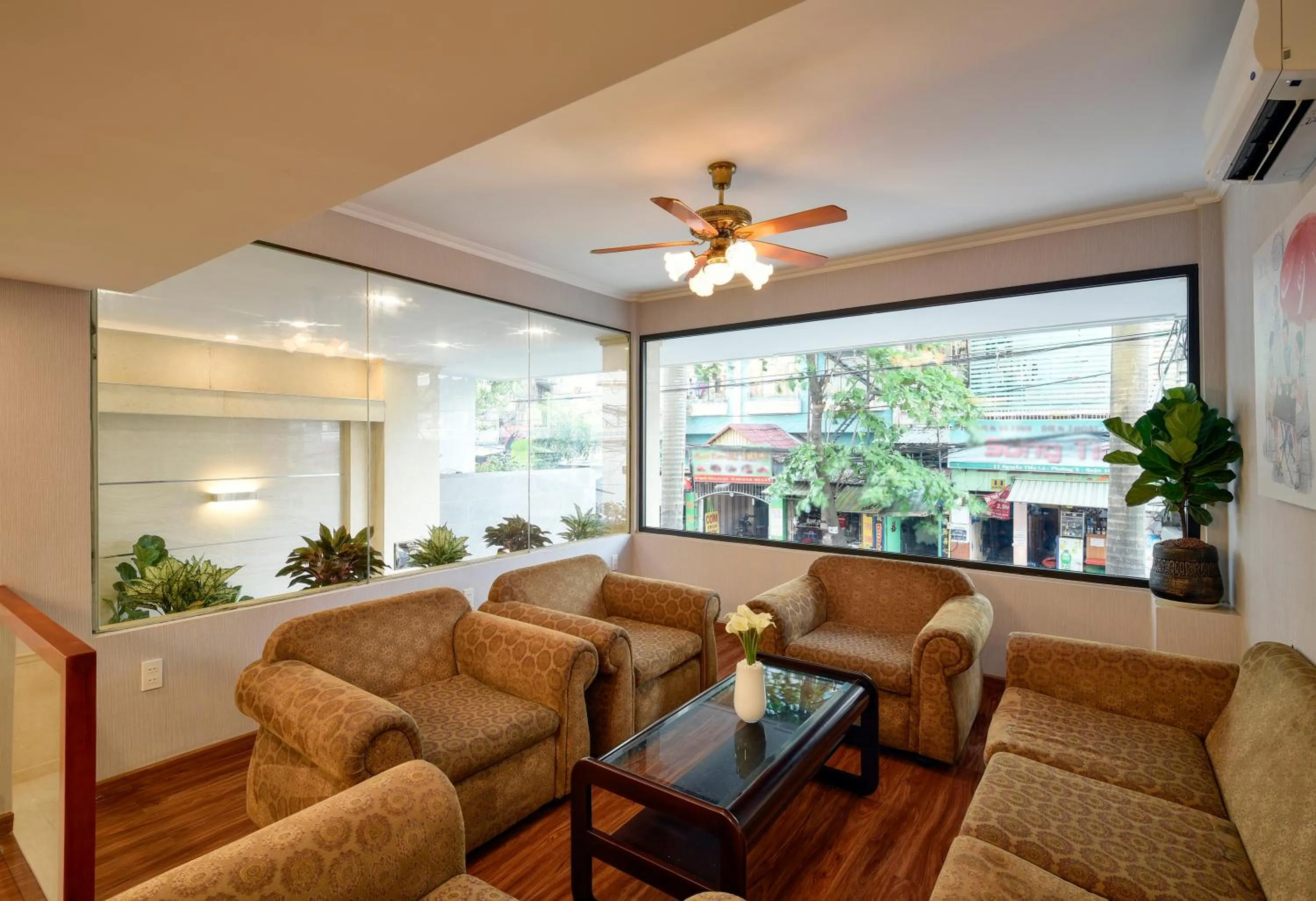 Property building in Hue My Hotel