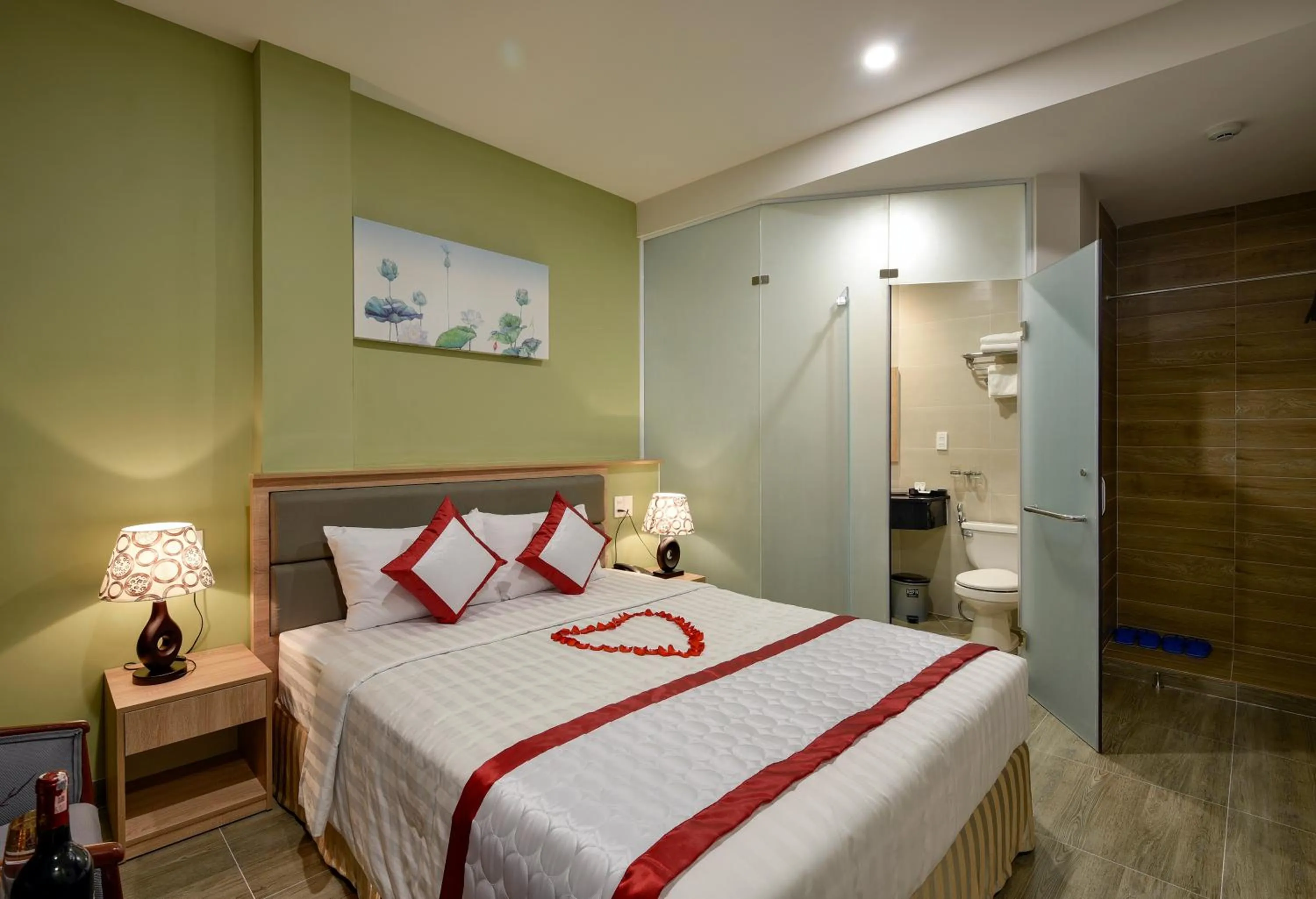 Bedroom in Hue My Hotel