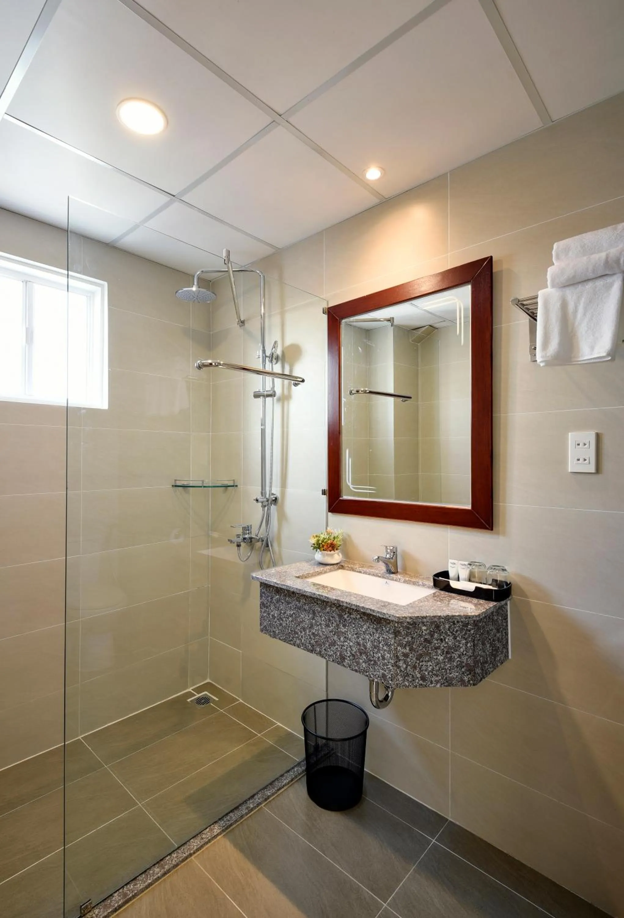 Property building in Hue My Hotel