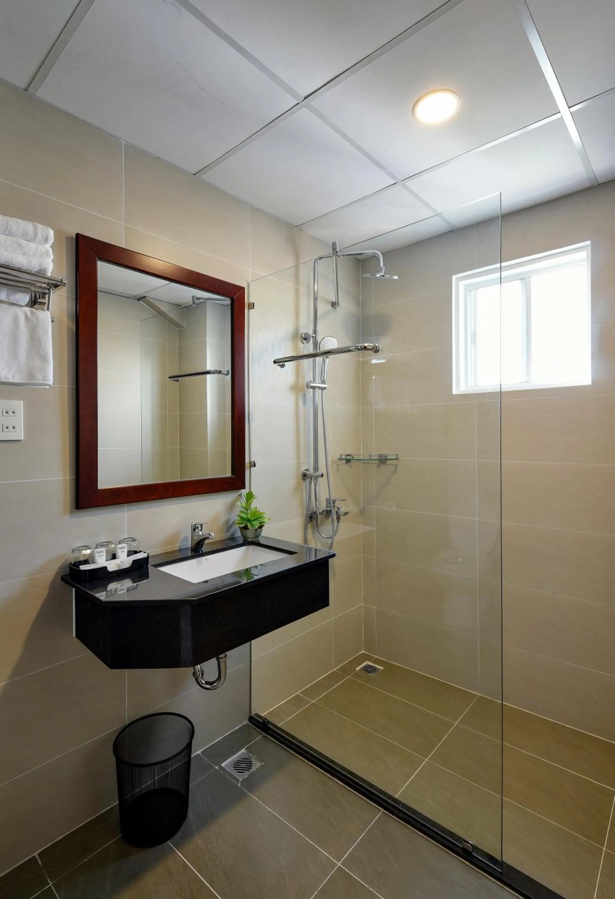 Property building in Hue My Hotel