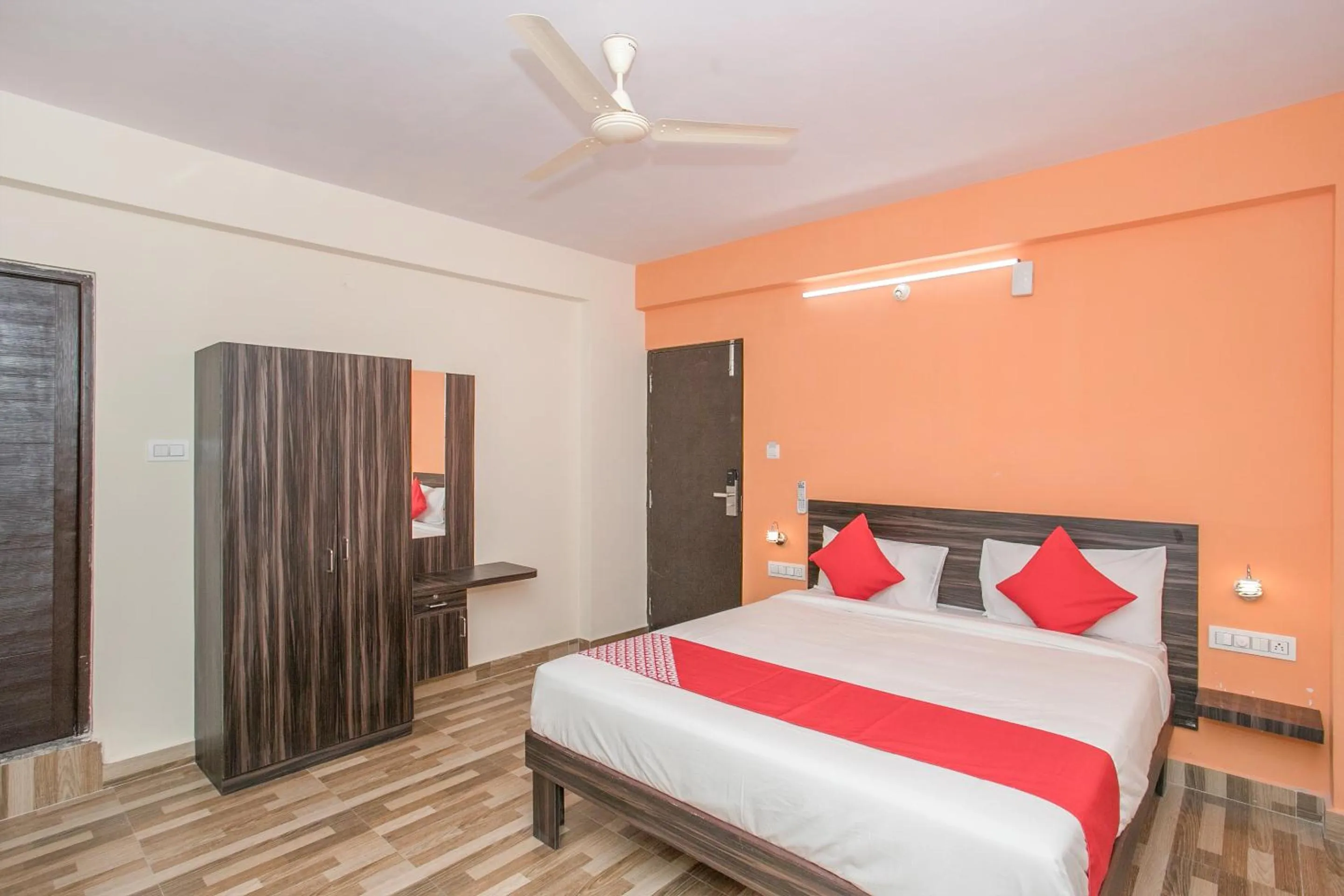 Bedroom, Bed in Hotel O PMR Near Ascendas Park Square Mall