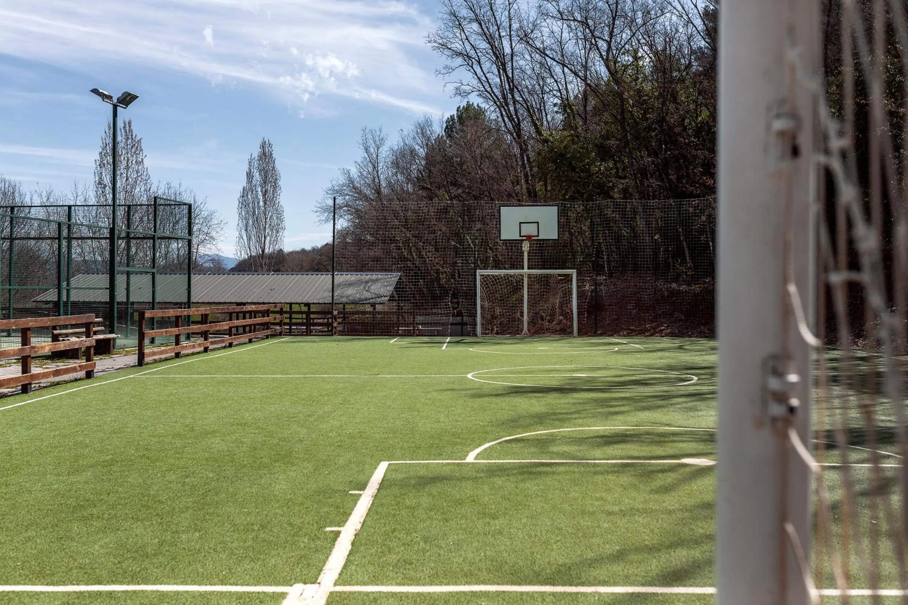 Tennis court in wecamp Pirineos